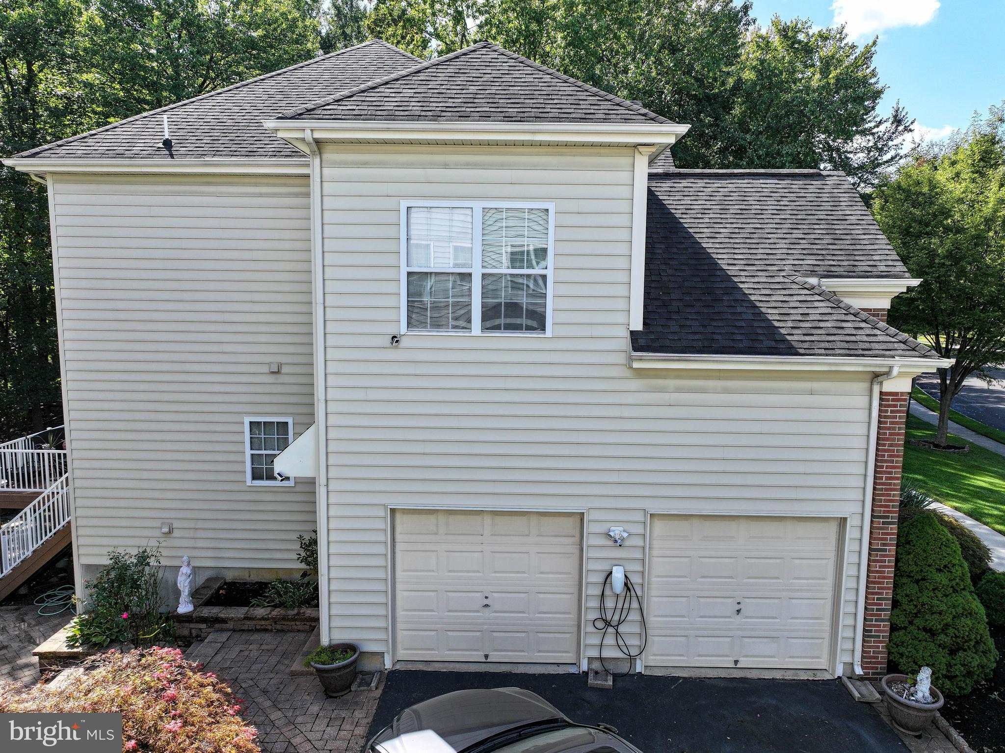 WELLINGTON ESTATES - Residential