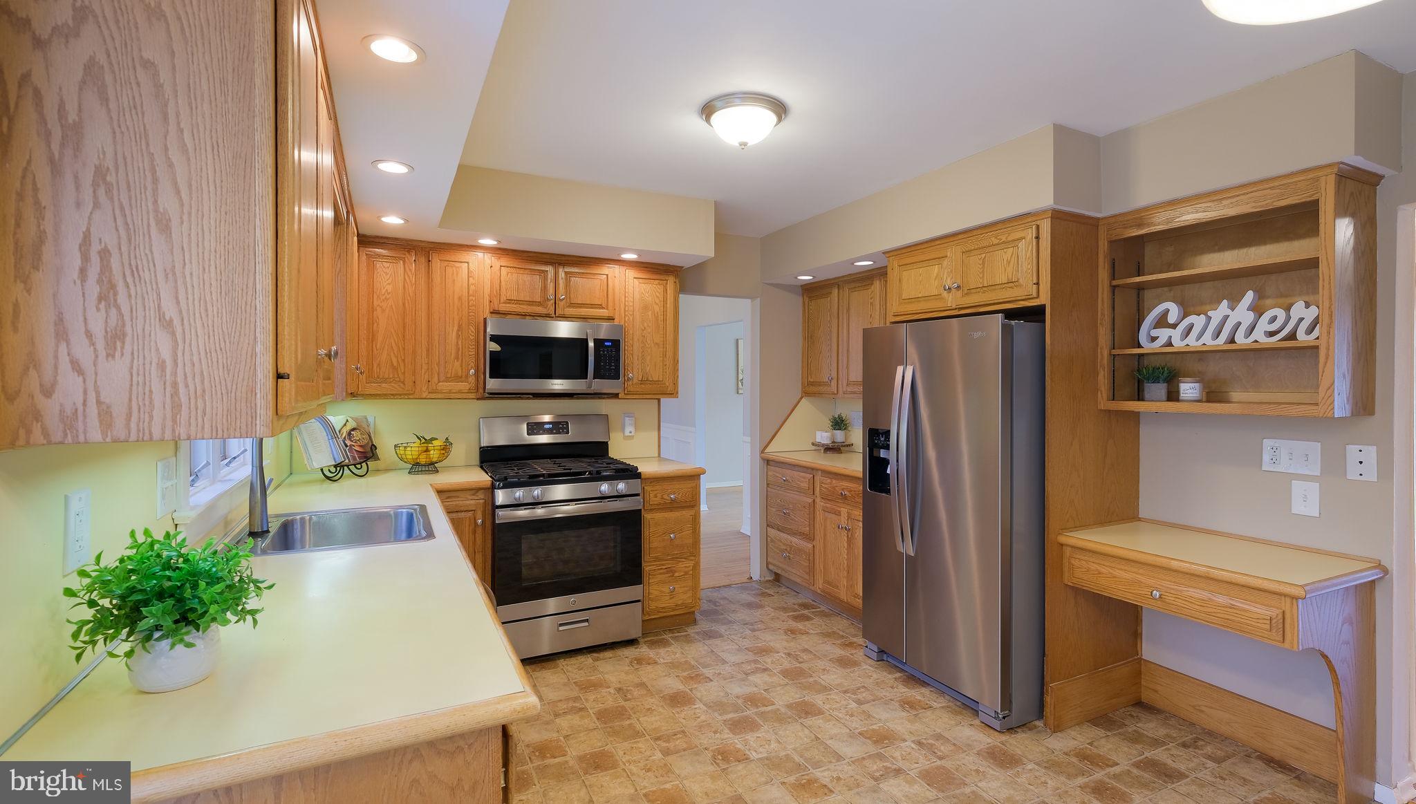 SANDY RIDGE ACRES - Residential