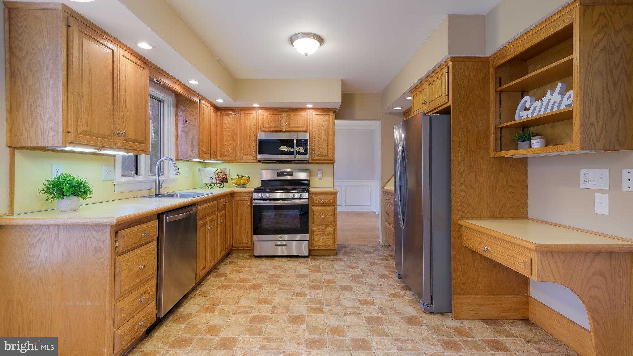 SANDY RIDGE ACRES - Residential