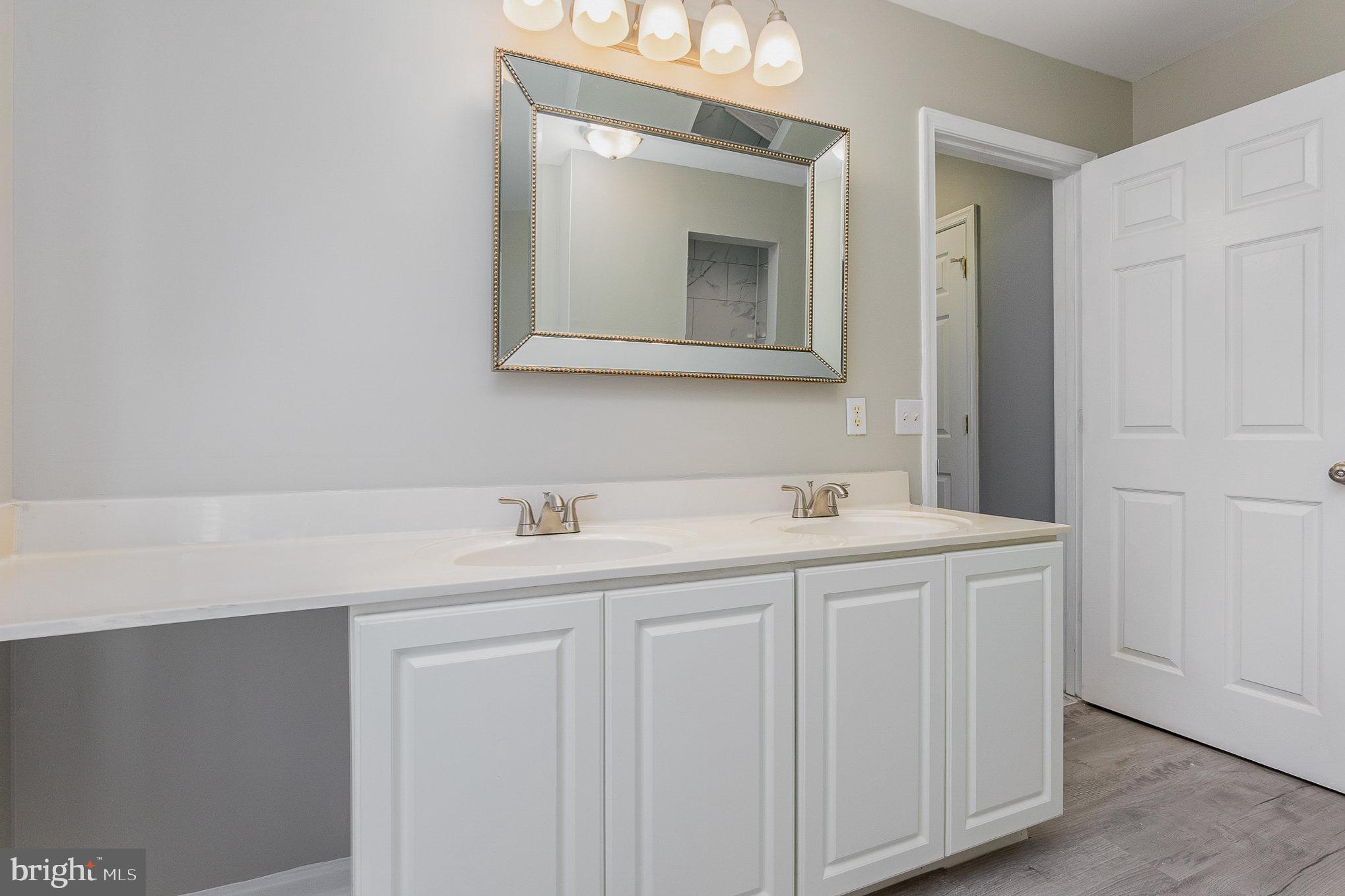 FOREST GREENS - Residential