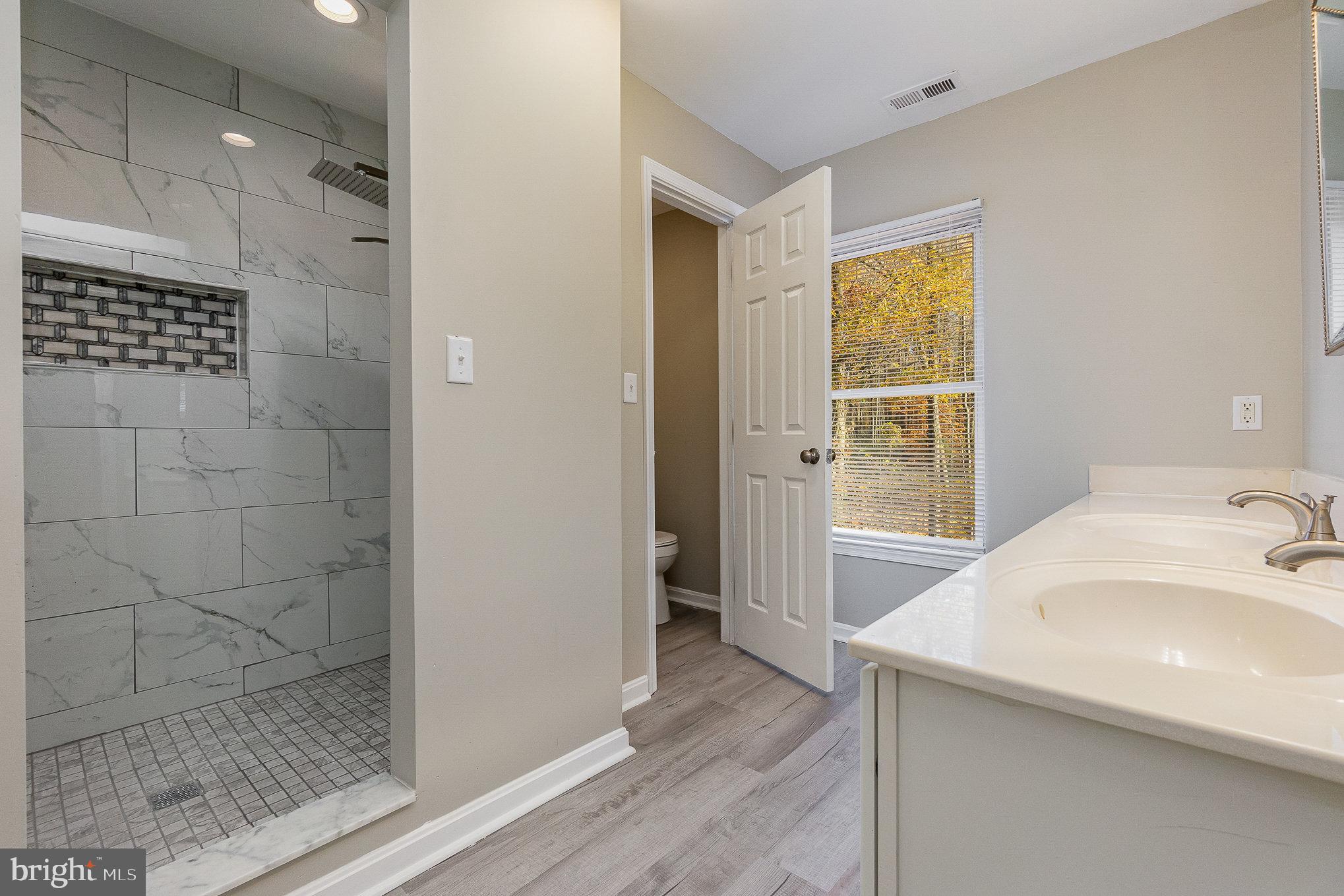 FOREST GREENS - Residential