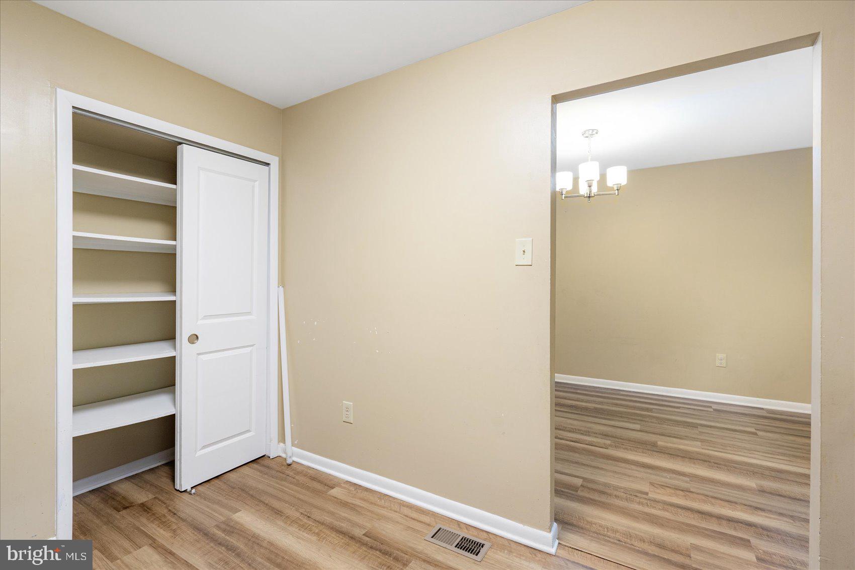 PARKVILLE - Residential