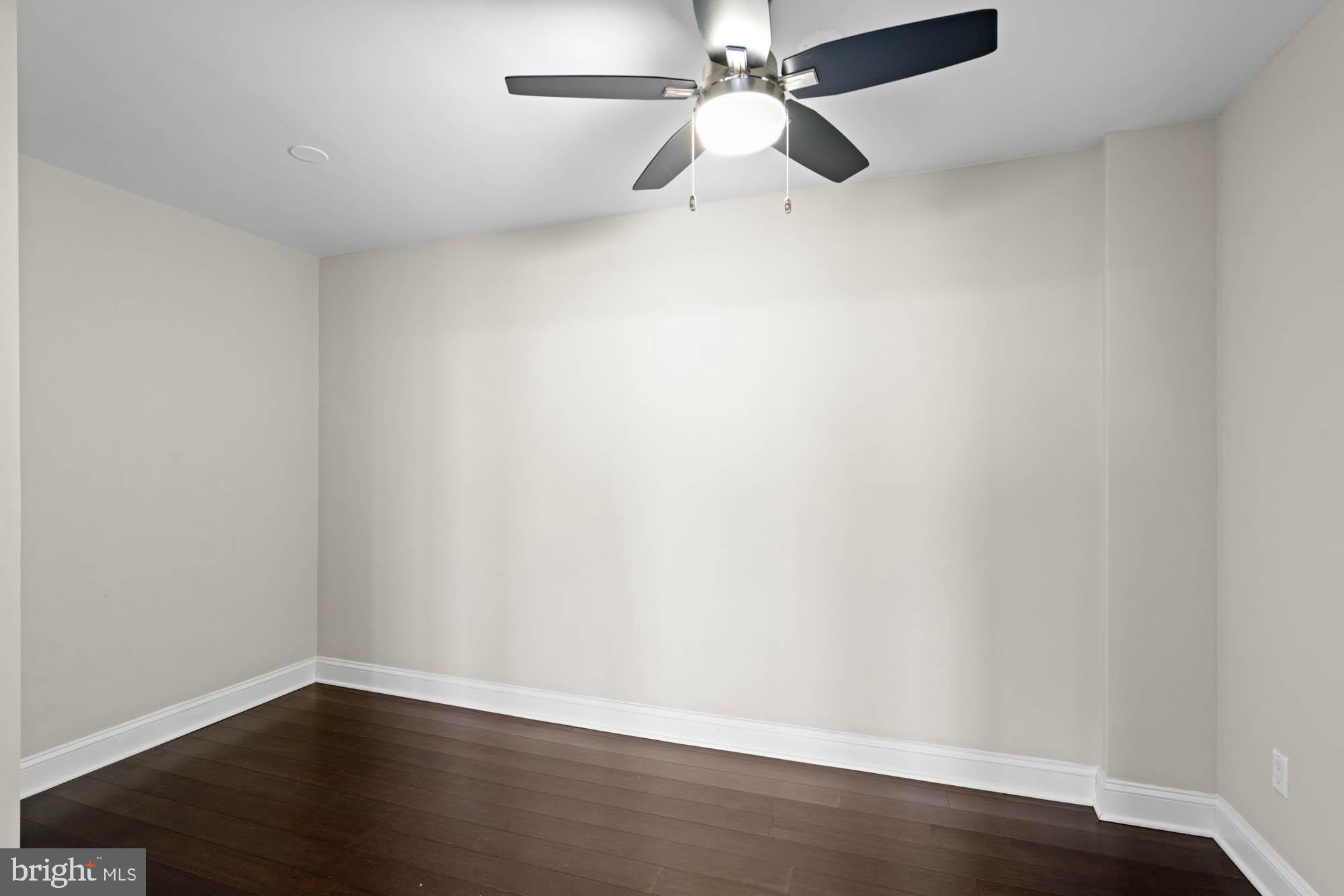 THE KENWOOD - Residential