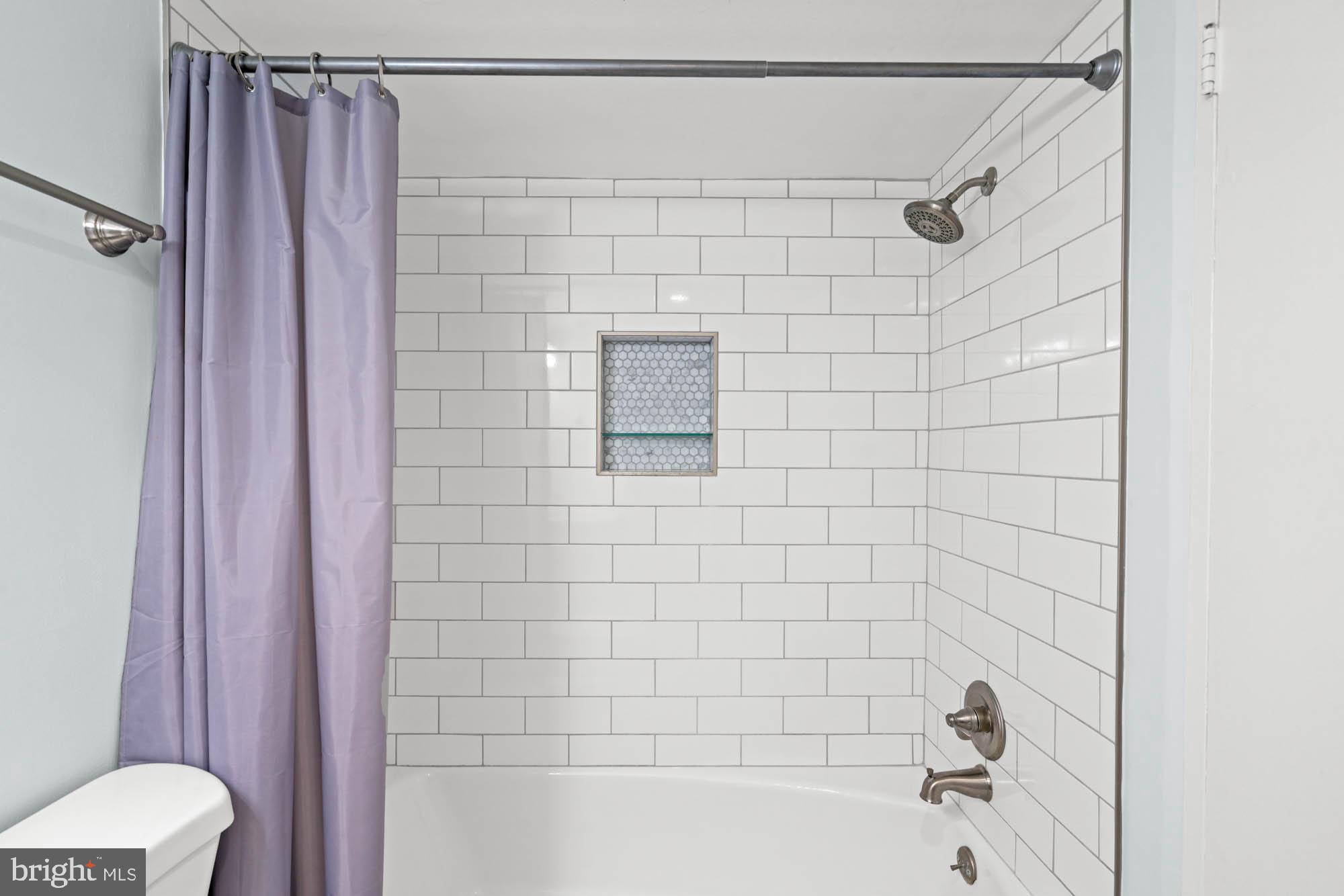 THE KENWOOD - Residential