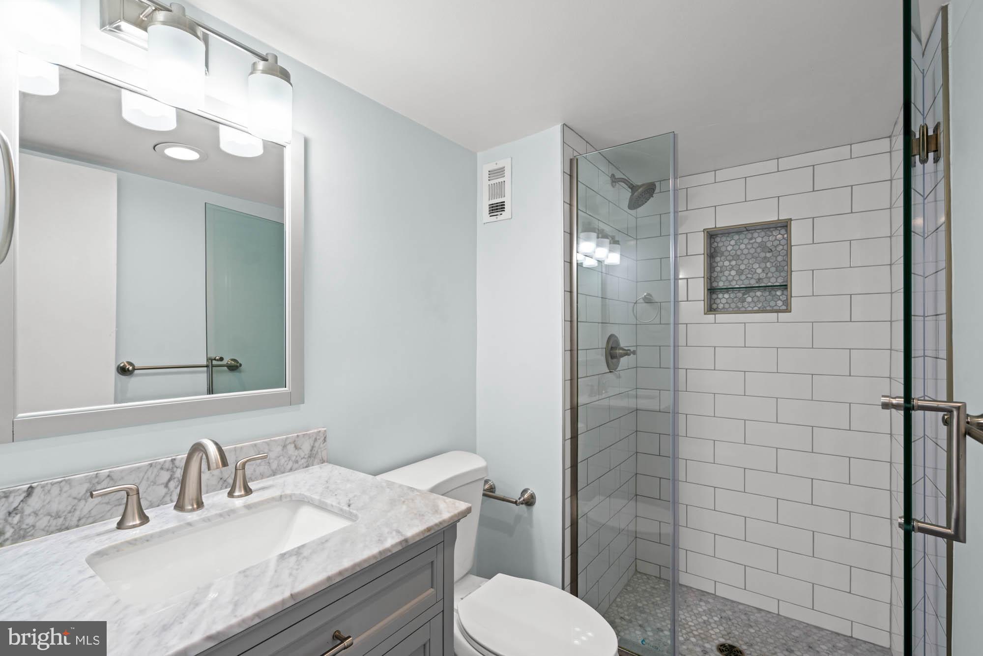 THE KENWOOD - Residential