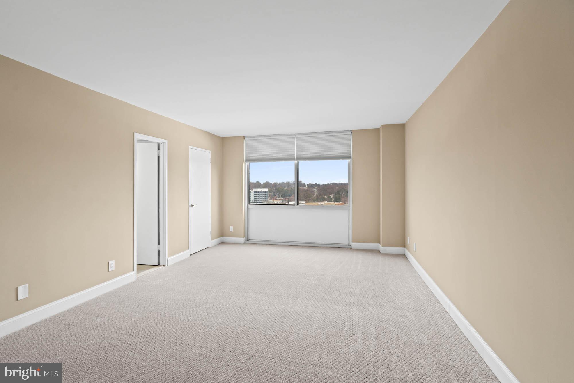 THE KENWOOD - Residential