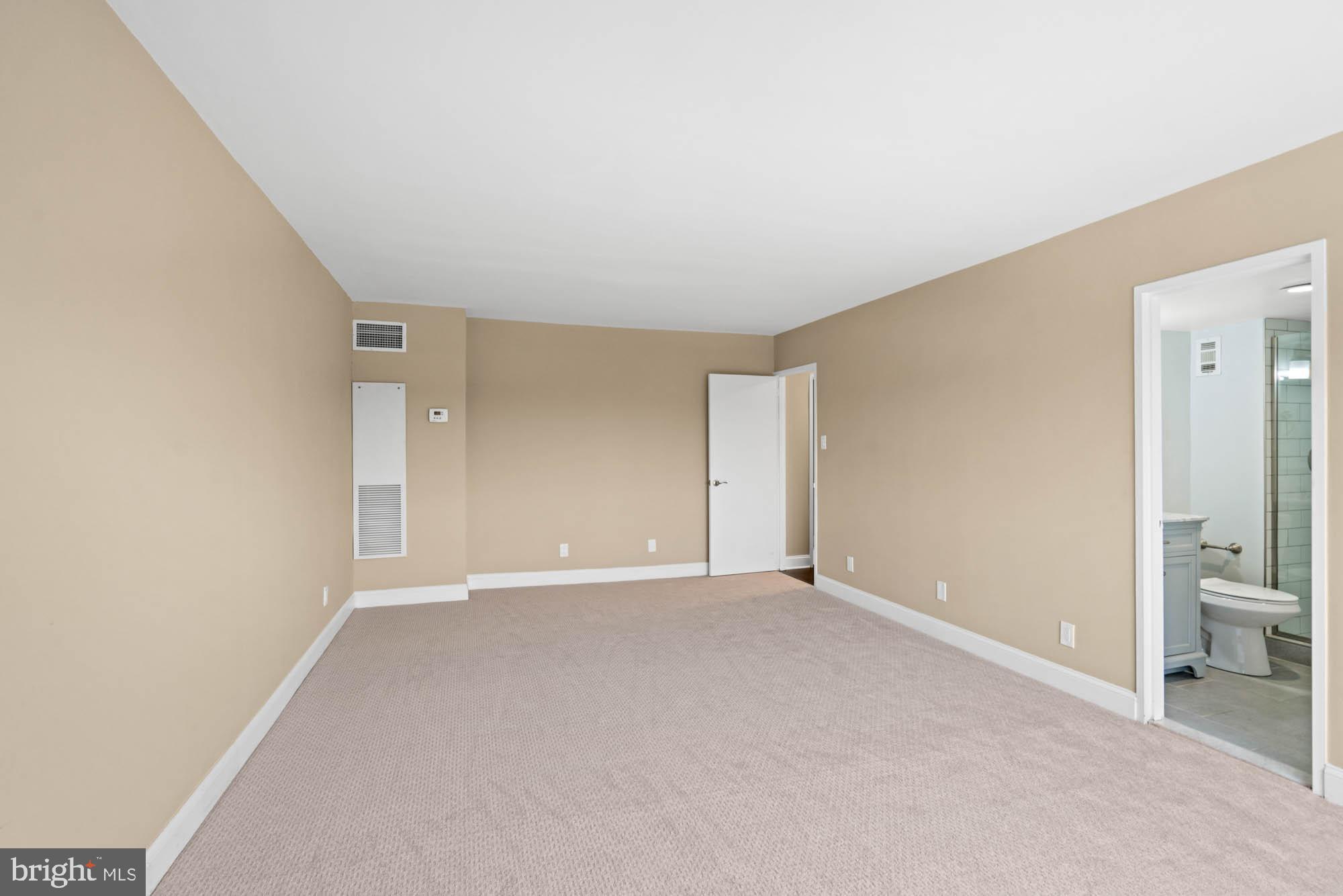 THE KENWOOD - Residential