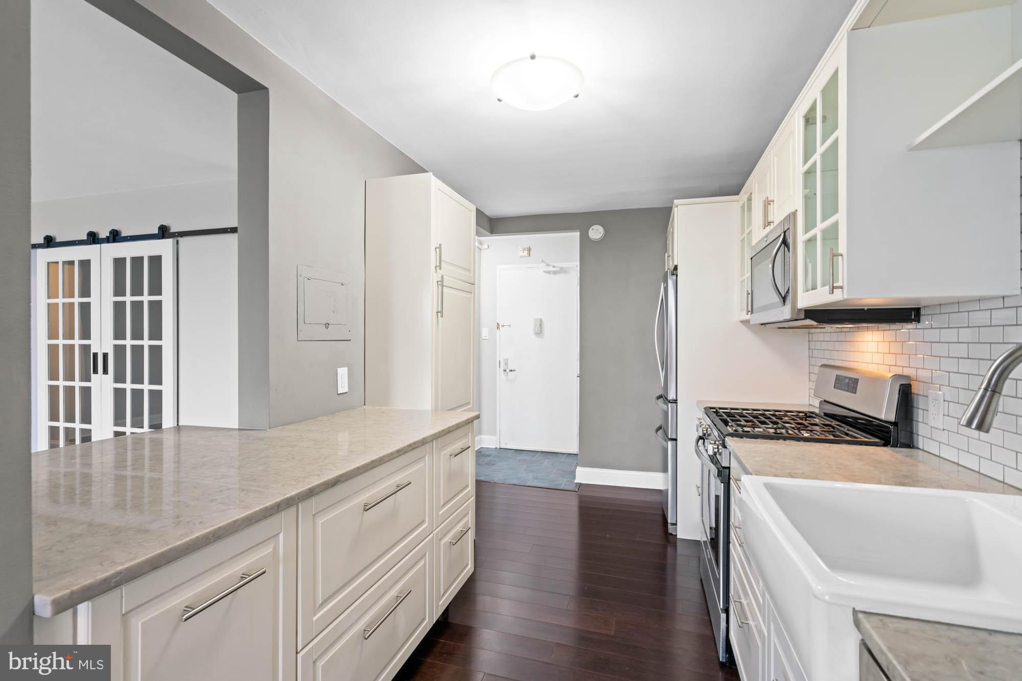 THE KENWOOD - Residential