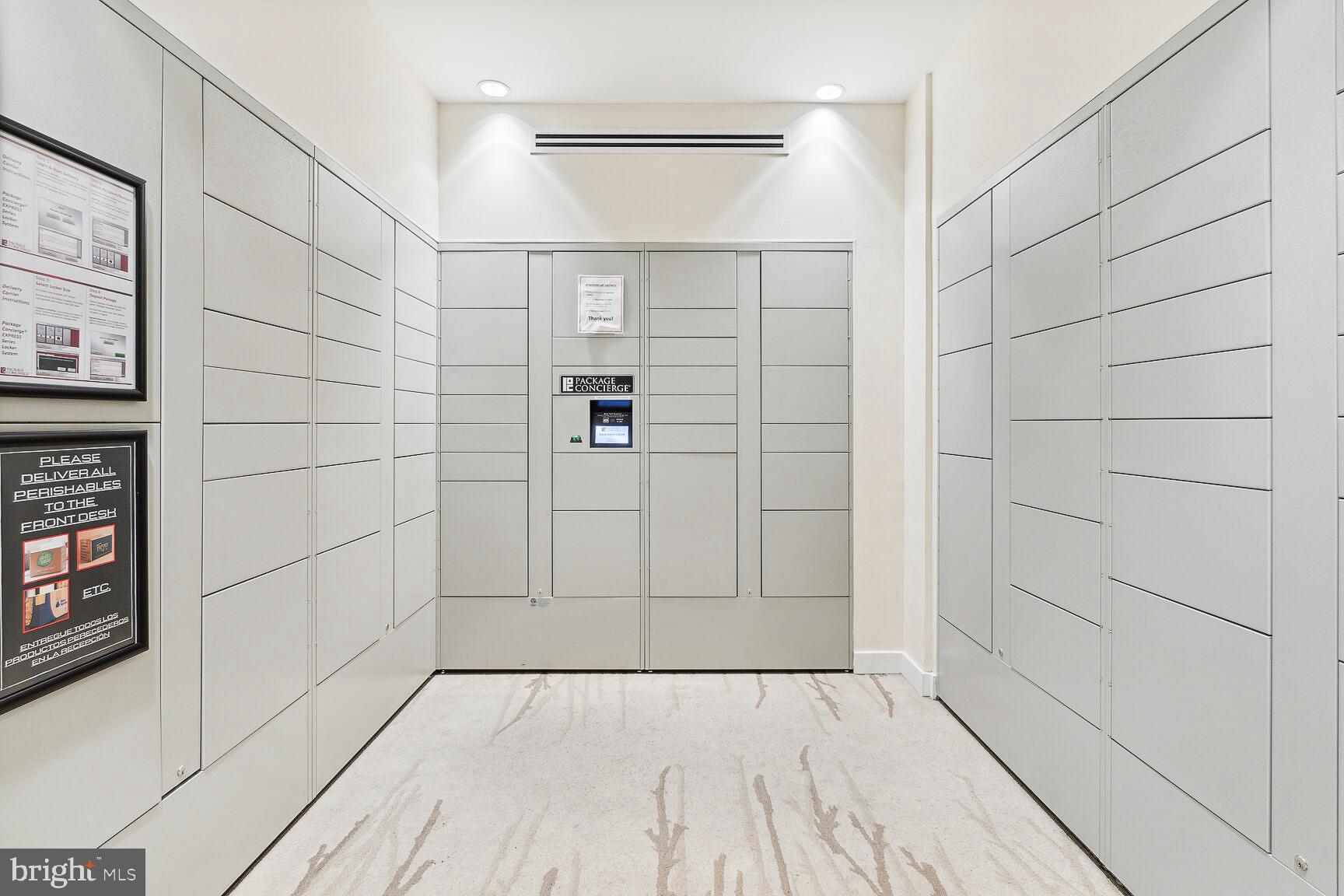 THE KENWOOD - Residential