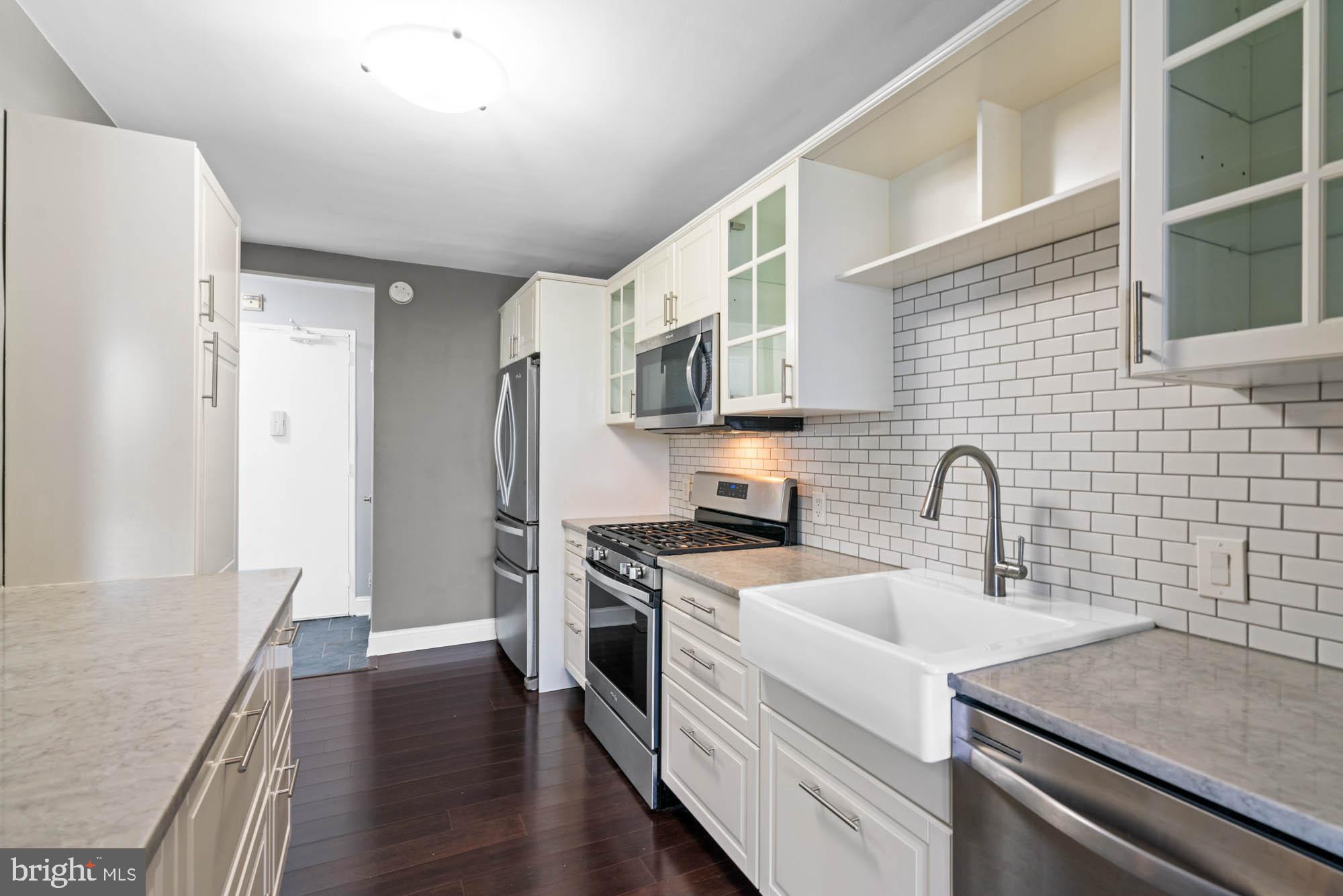 THE KENWOOD - Residential