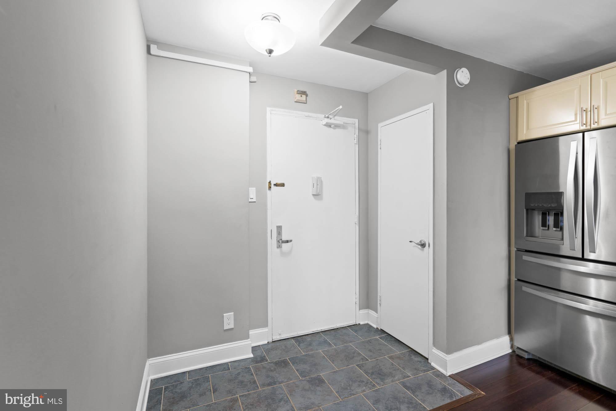 THE KENWOOD - Residential