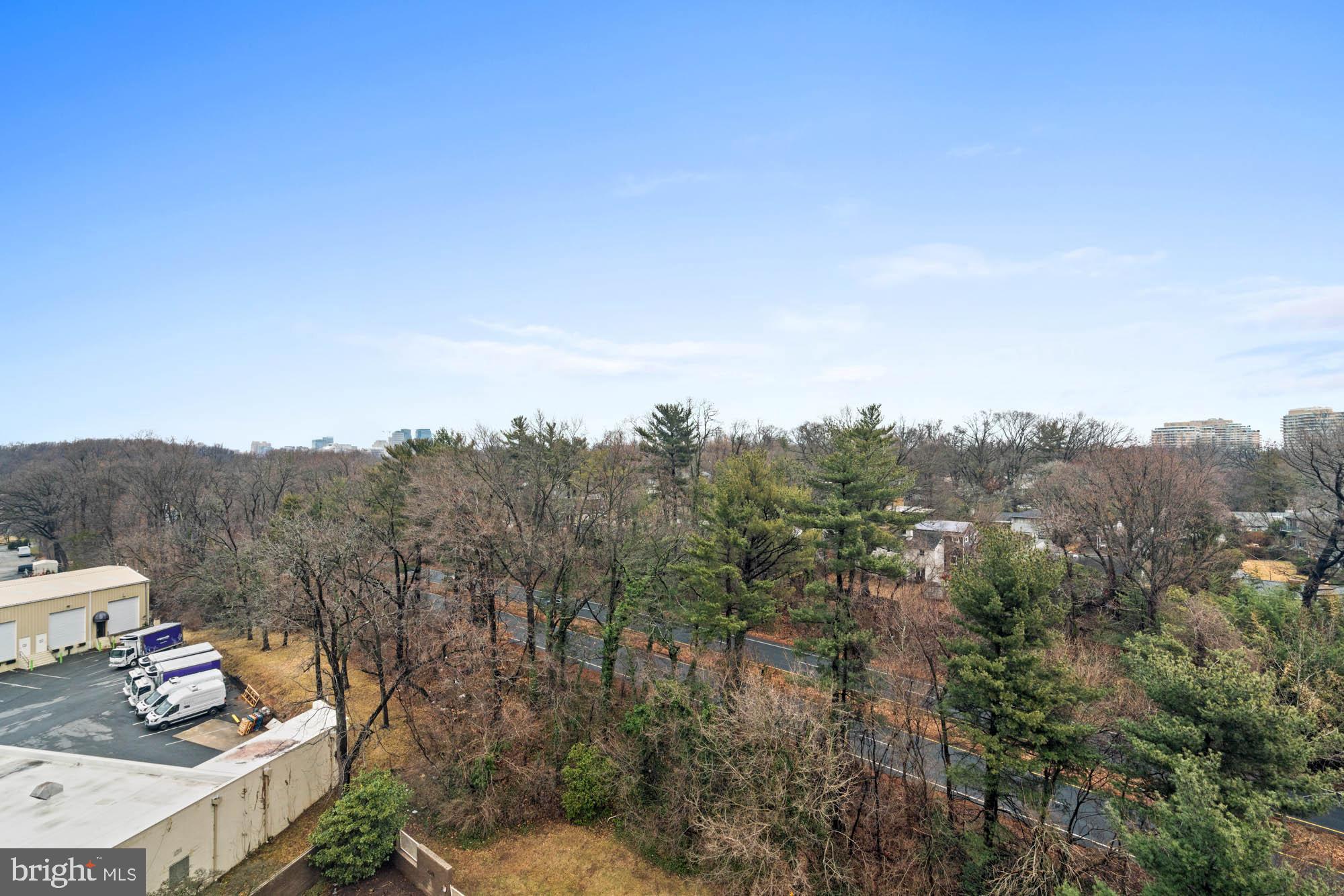 THE KENWOOD - Residential