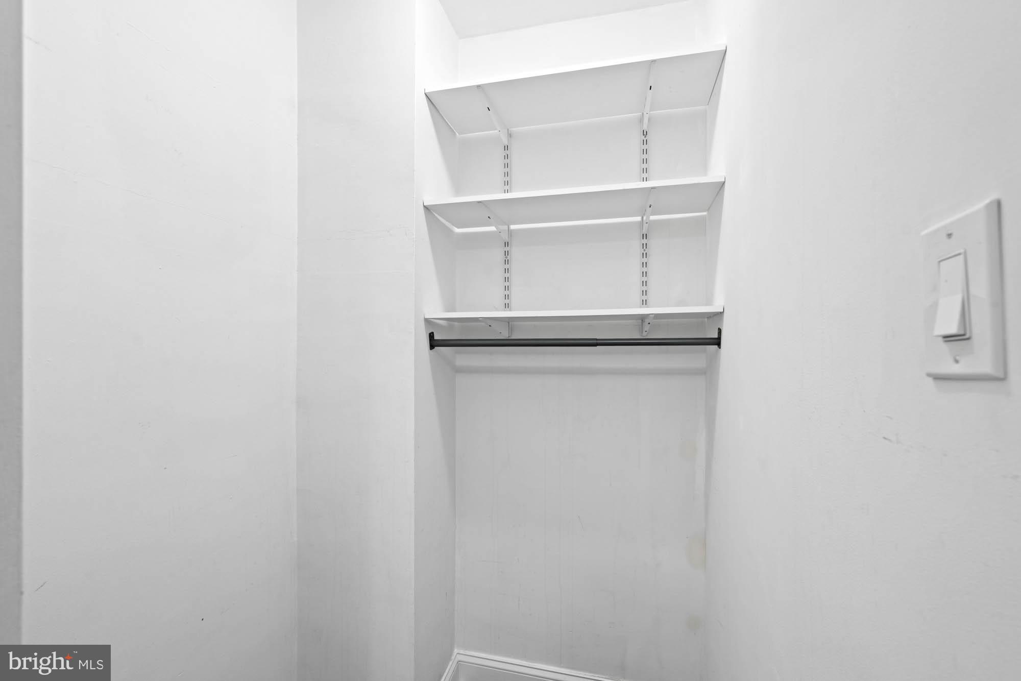 THE KENWOOD - Residential