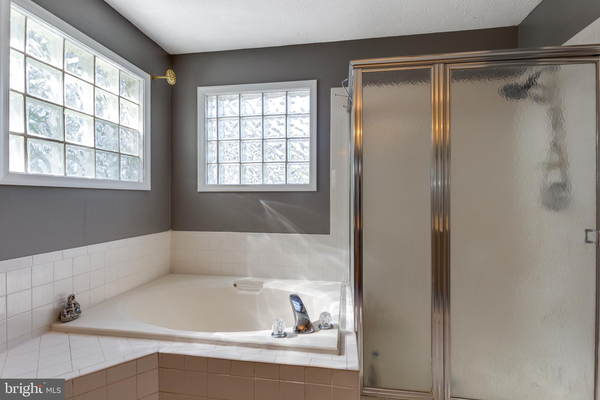 SPRINGHAVEN WOODS - Residential