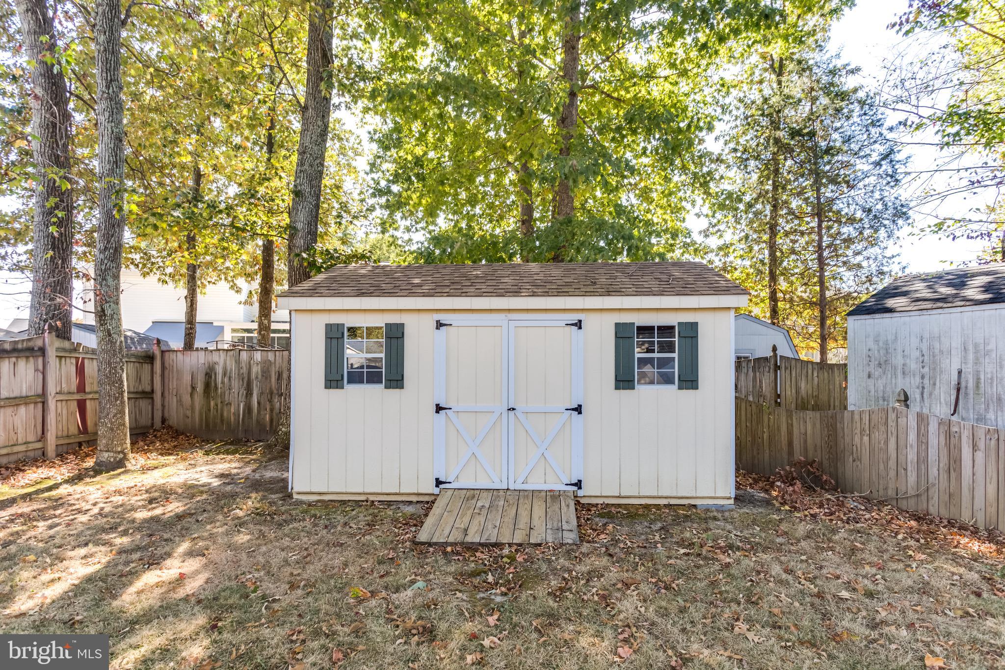 SPRINGHAVEN WOODS - Residential