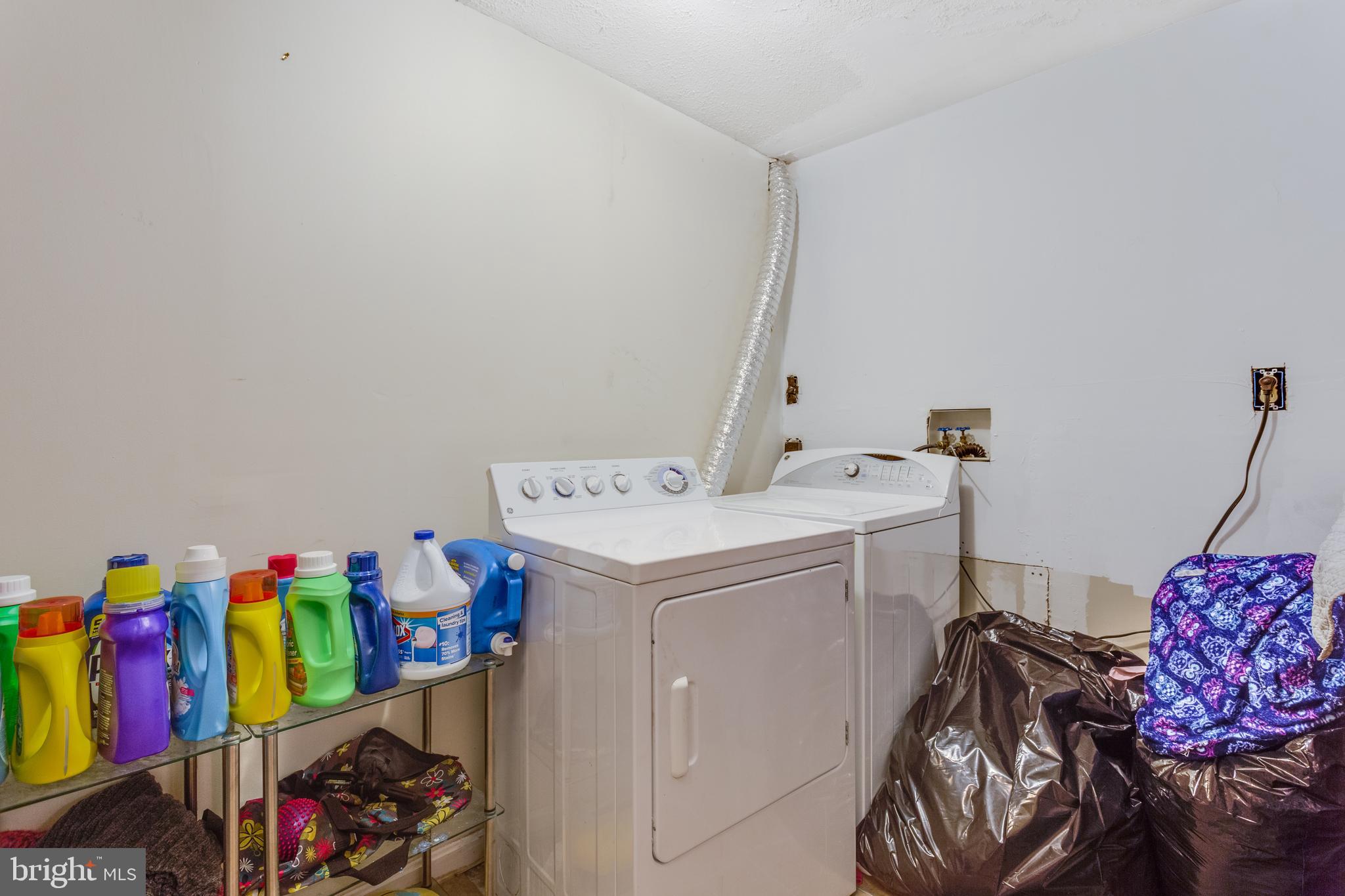 SPRINGHAVEN WOODS - Residential