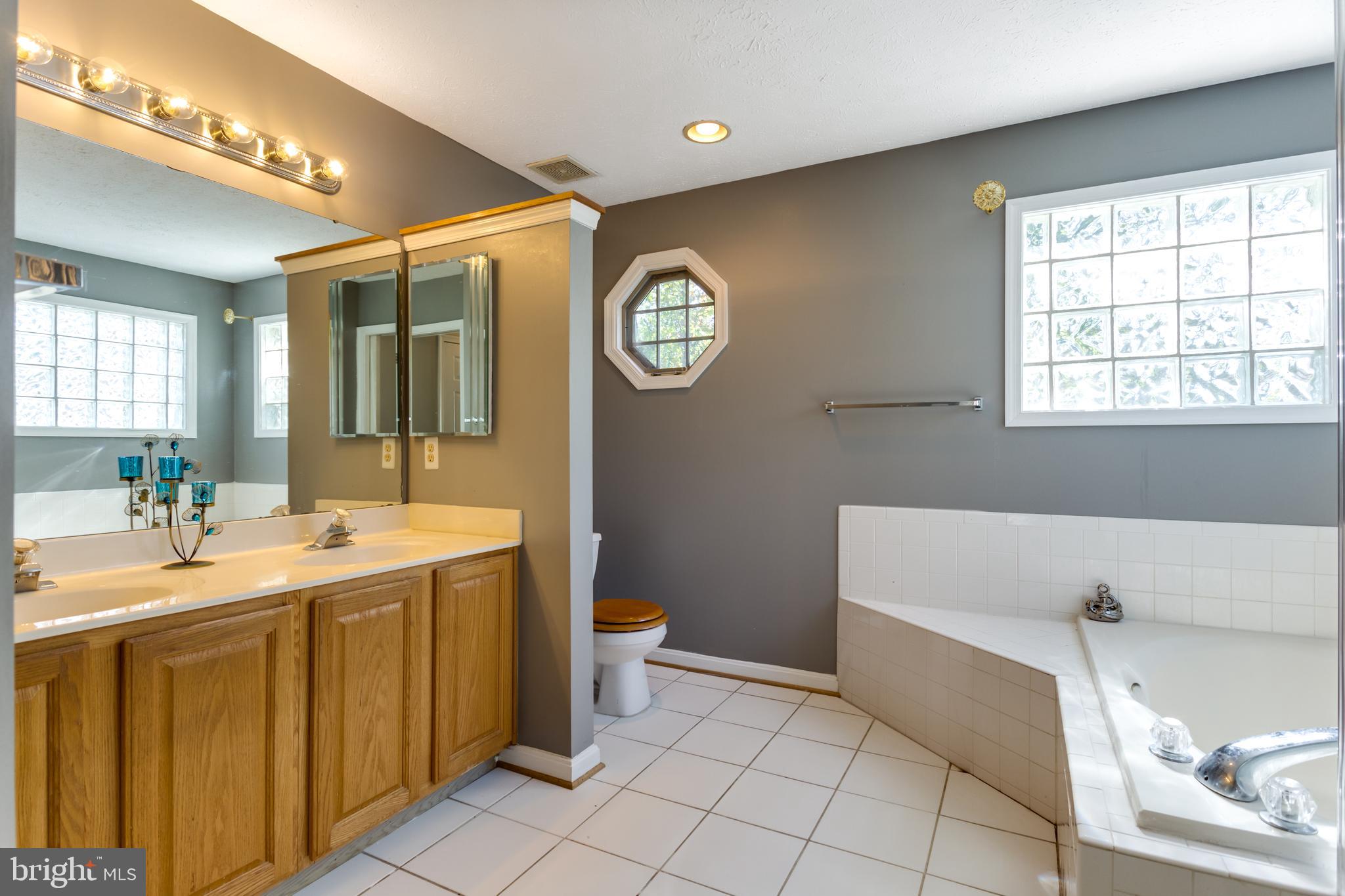 SPRINGHAVEN WOODS - Residential