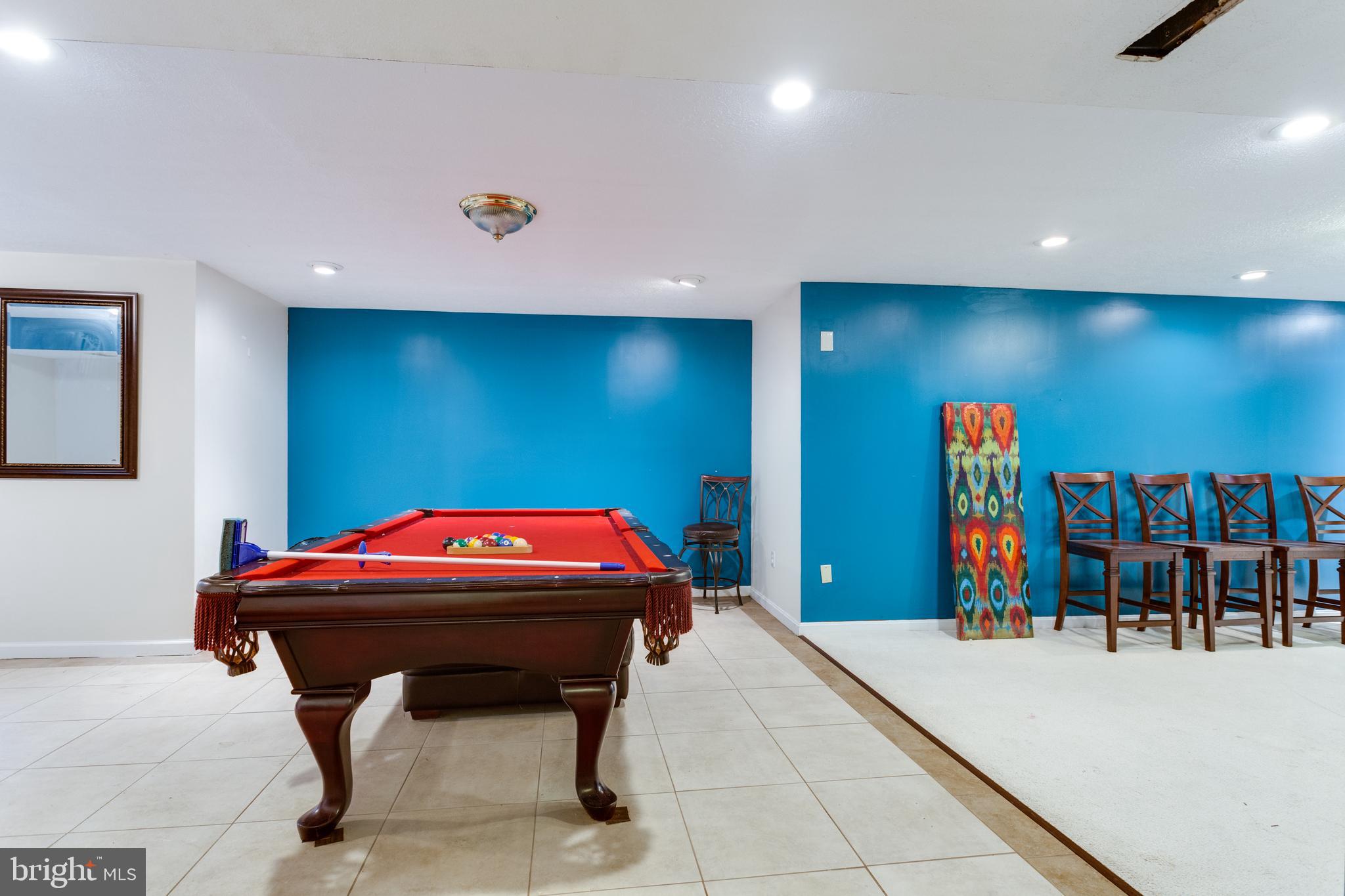 SPRINGHAVEN WOODS - Residential