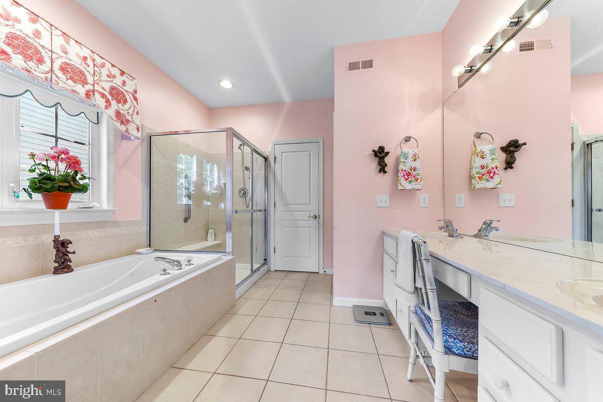 TRADITIONS AT LONG - Residential