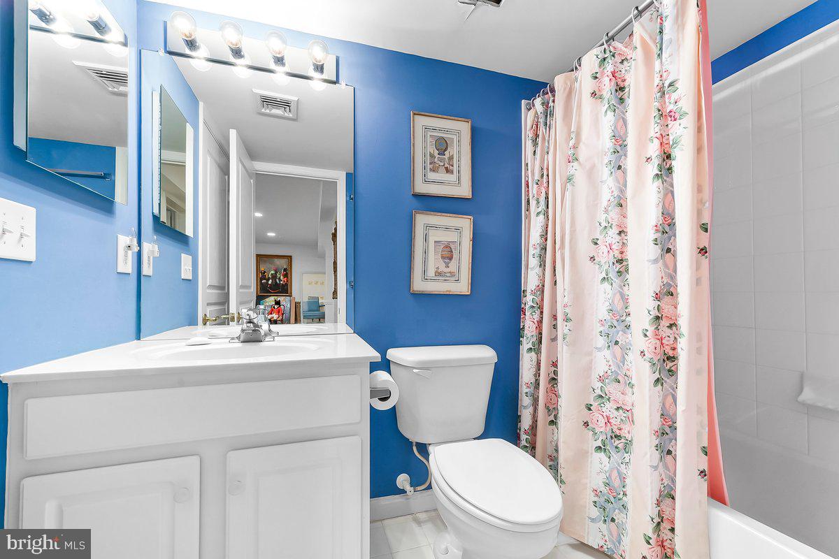 TRADITIONS AT LONG - Residential