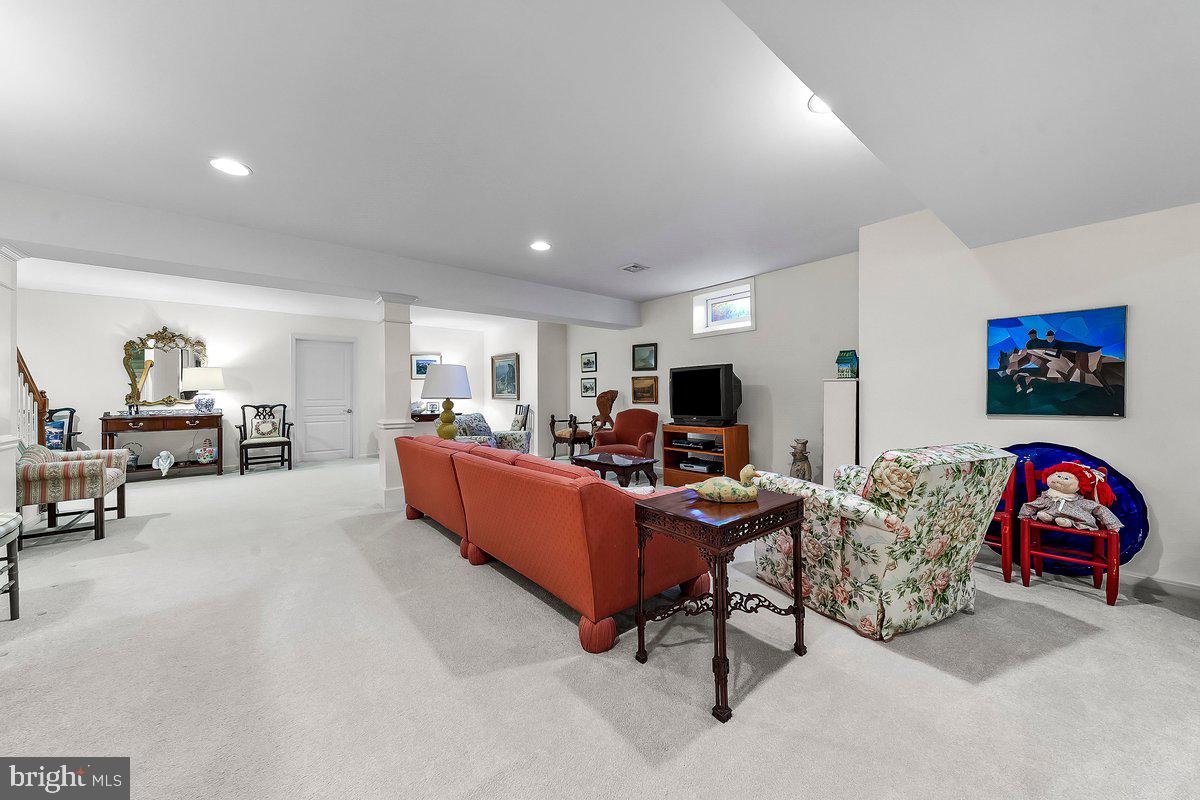 TRADITIONS AT LONG - Residential