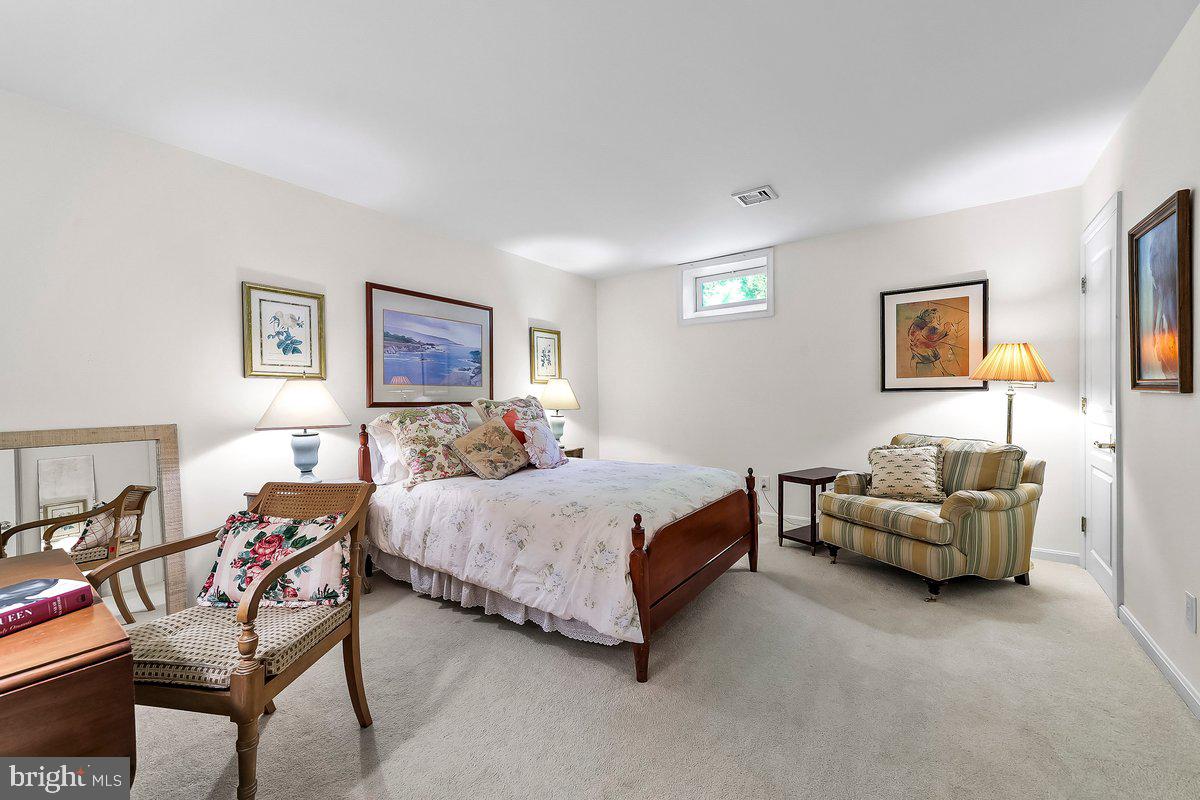 TRADITIONS AT LONG - Residential