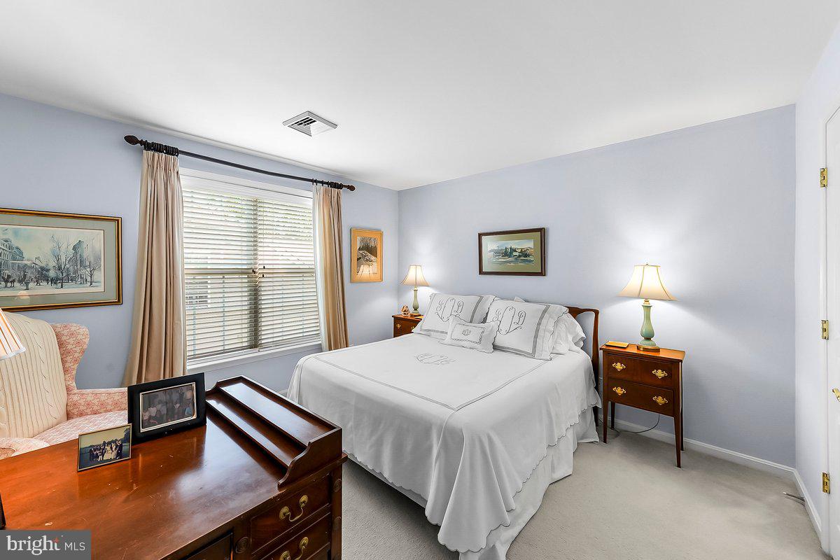 TRADITIONS AT LONG - Residential