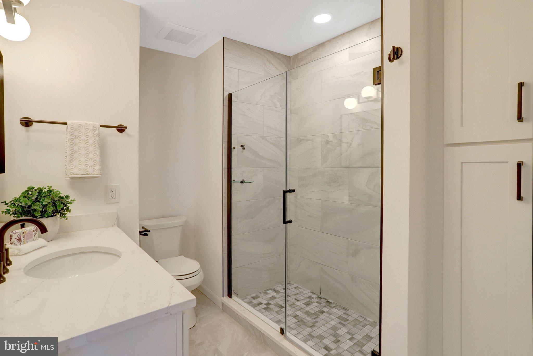 2660 CENTENNIAL COURT