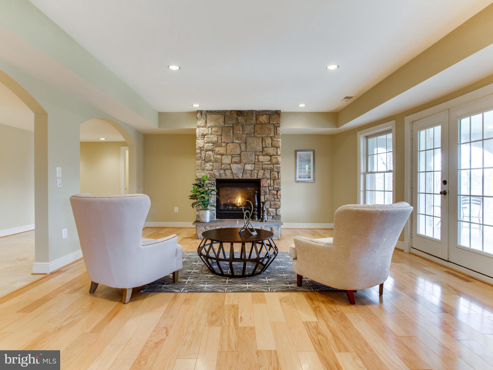 LAKE MANASSAS - Residential