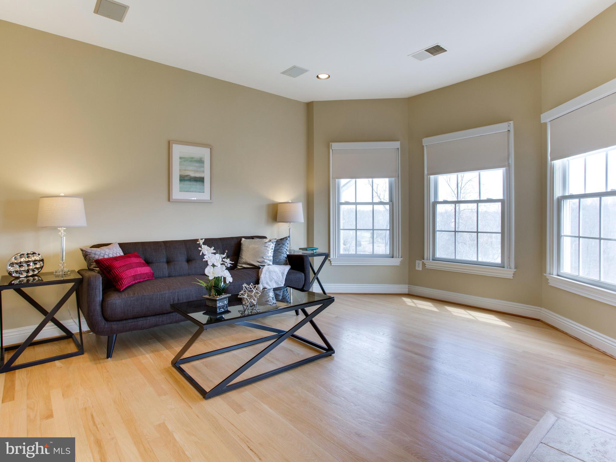 LAKE MANASSAS - Residential