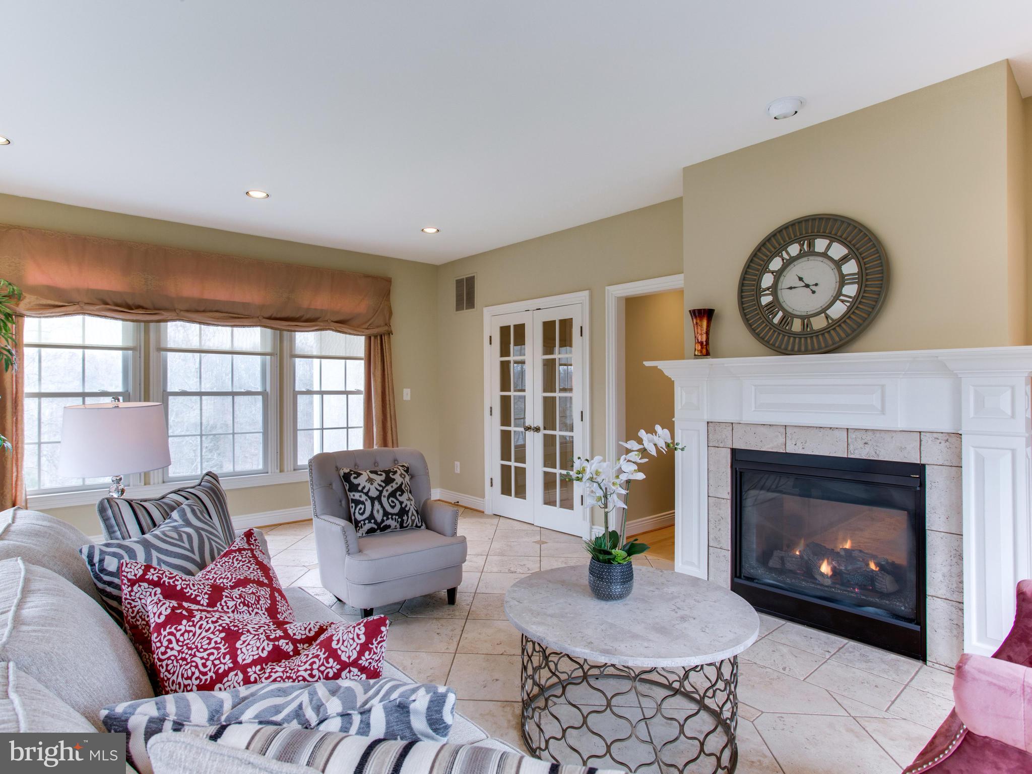 LAKE MANASSAS - Residential