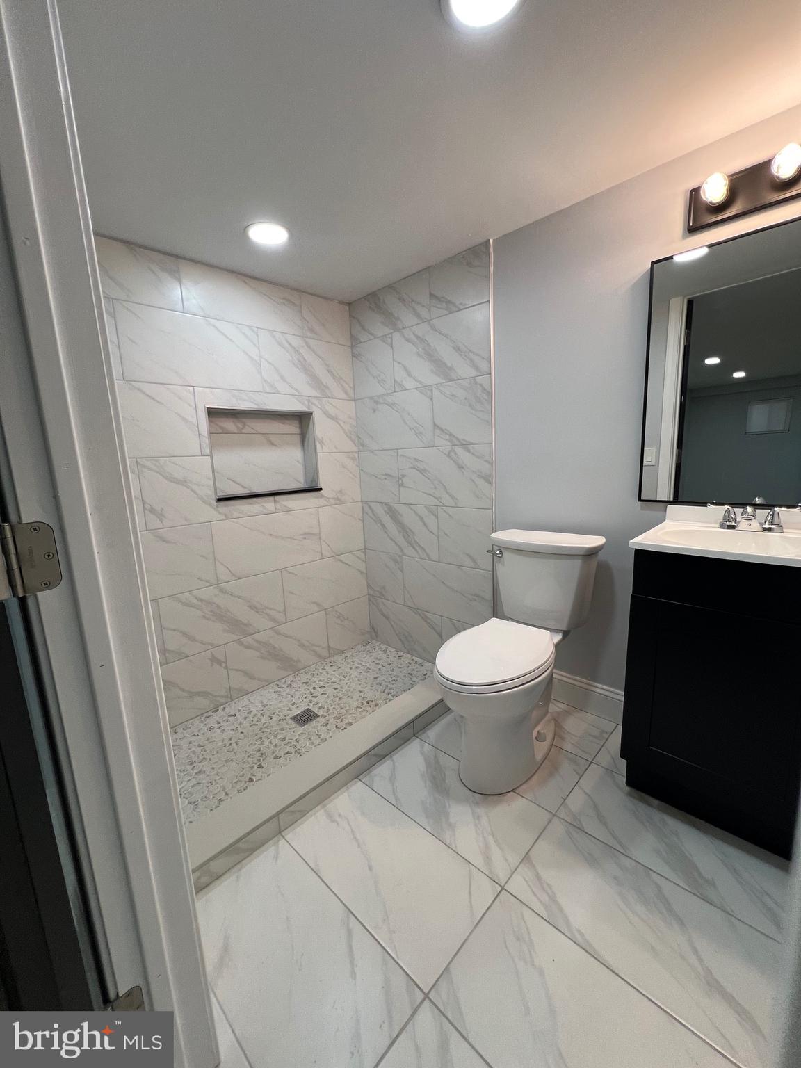 FRANKFORD - Residential