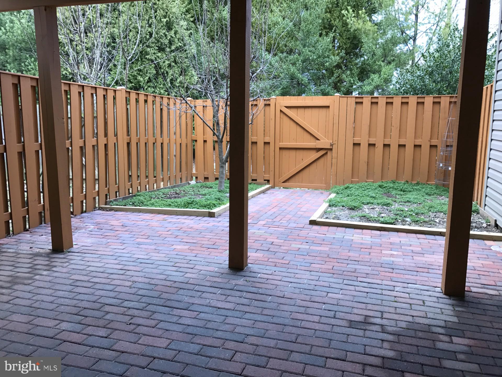 OAKMILL - Residential Lease