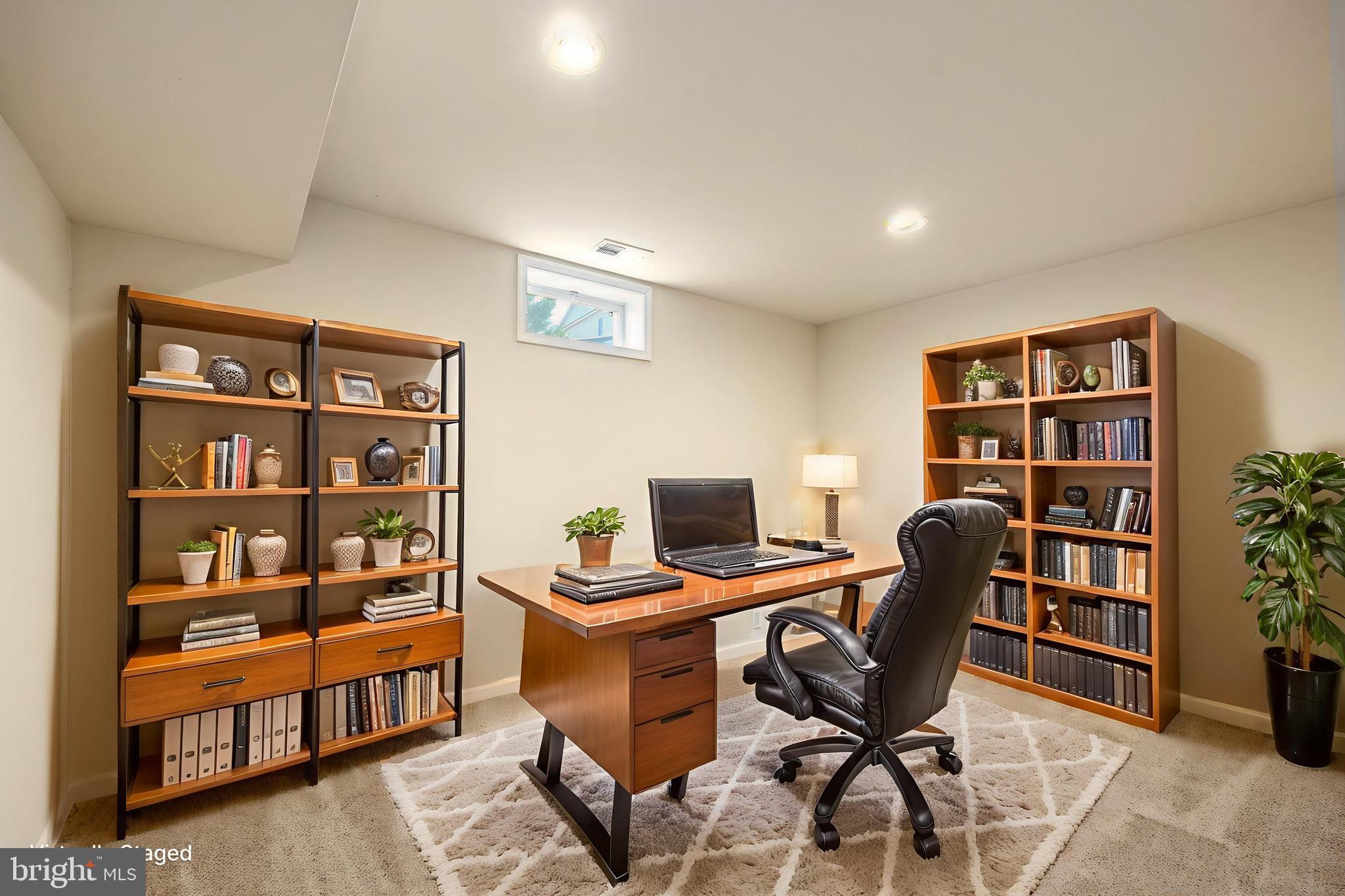 SEVEN HILLS - Residential