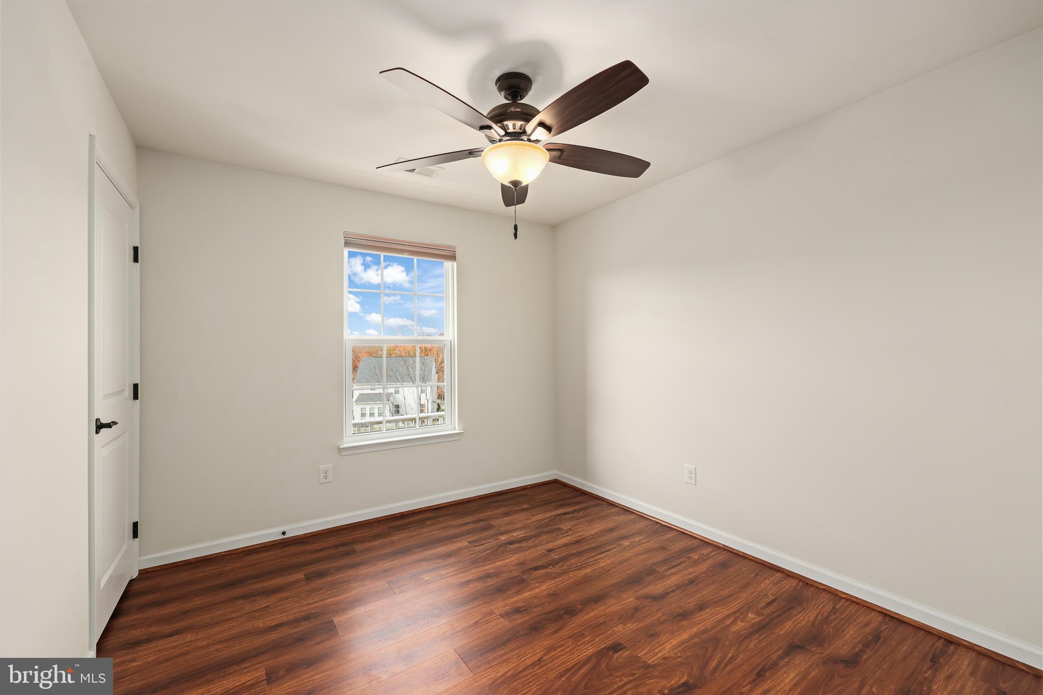 SEVEN HILLS - Residential