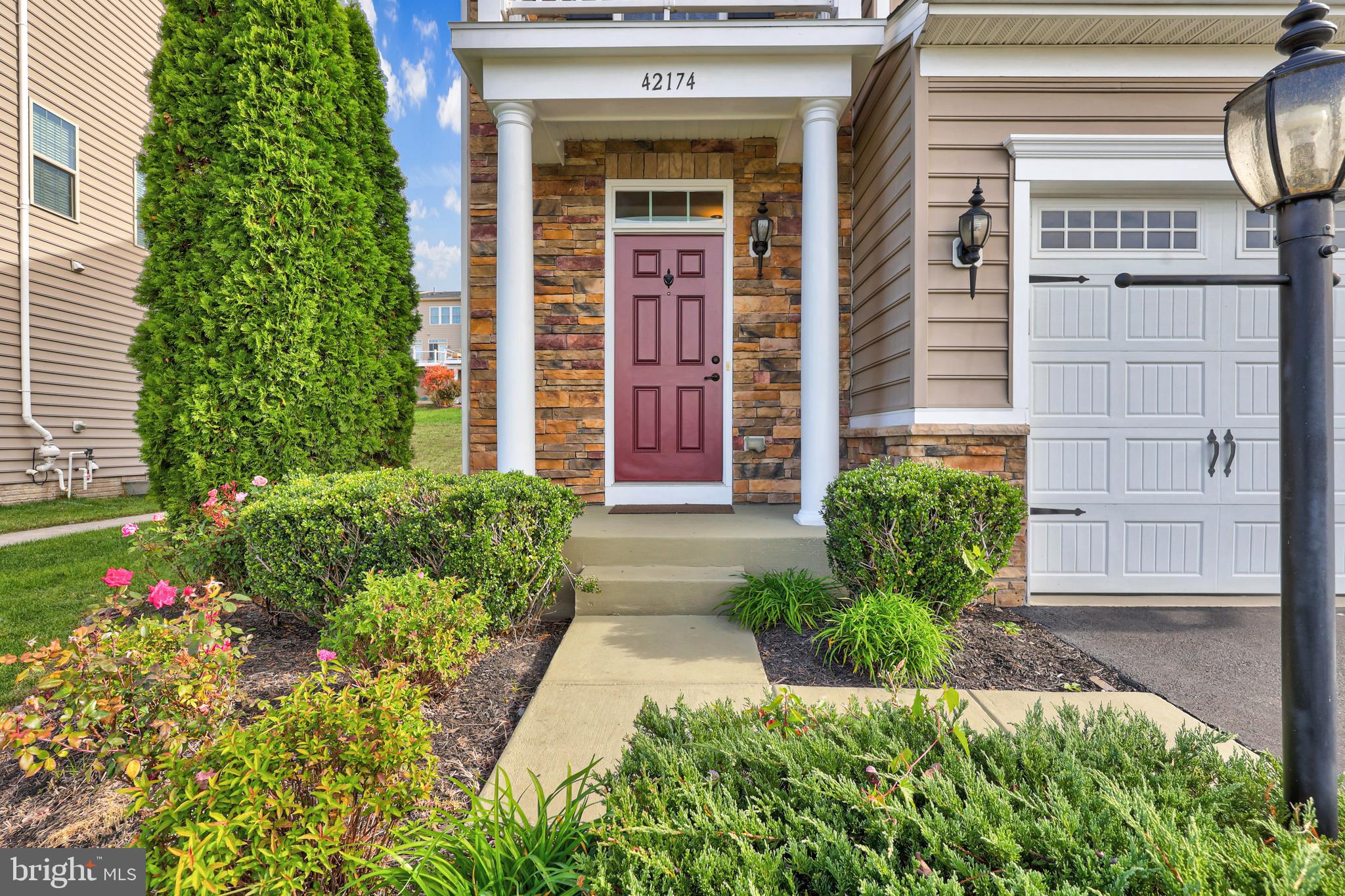 SEVEN HILLS - Residential