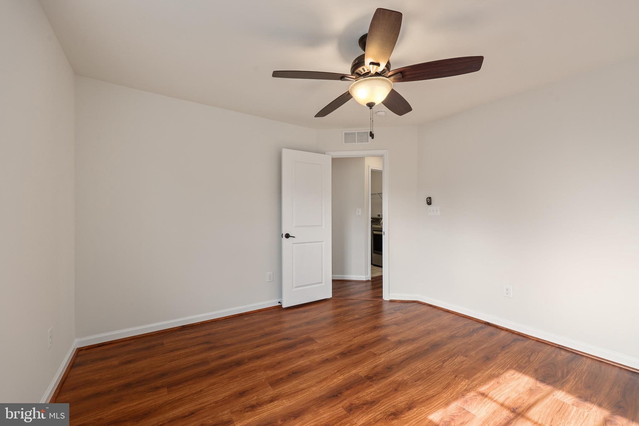 SEVEN HILLS - Residential