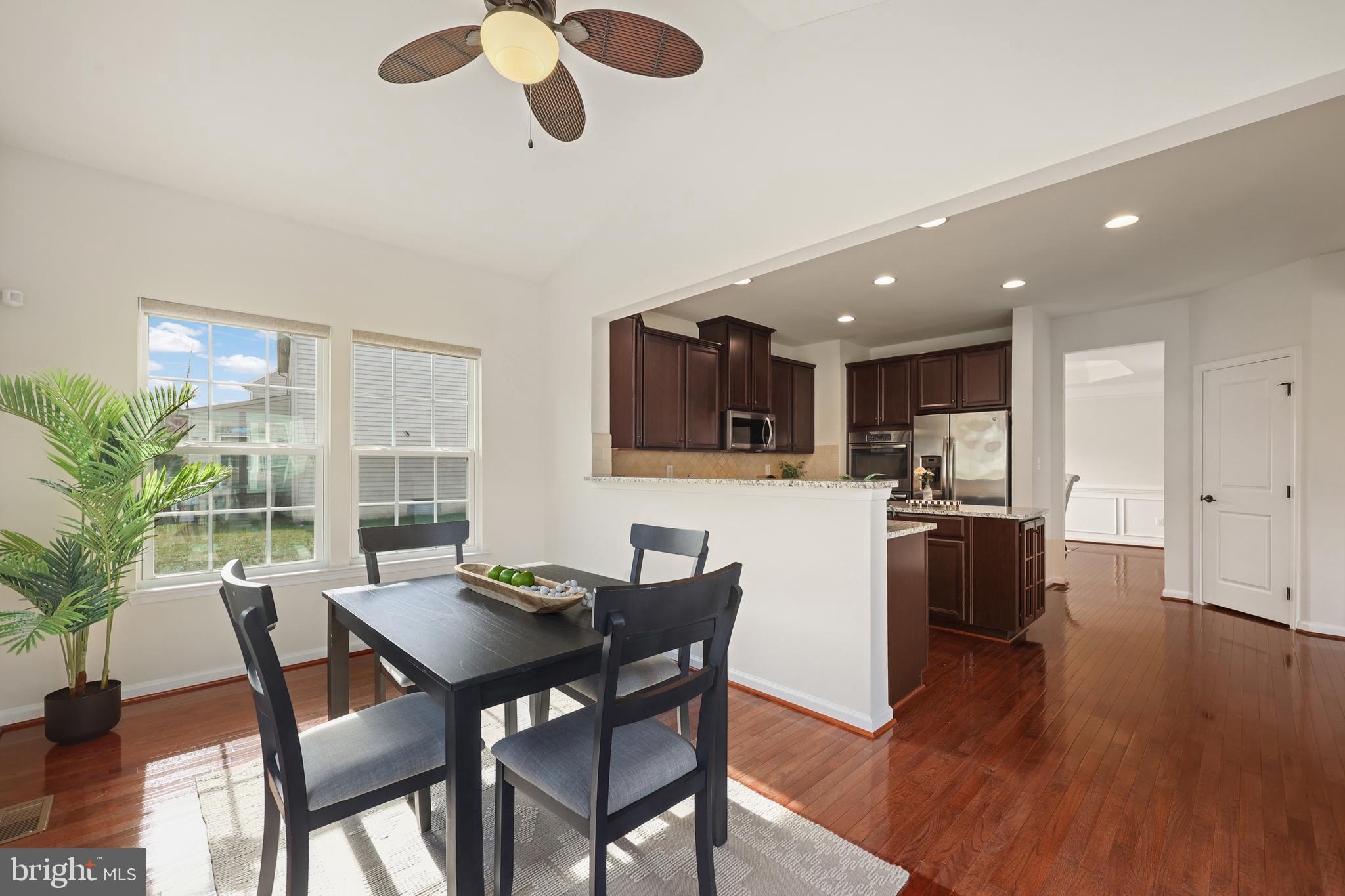 SEVEN HILLS - Residential