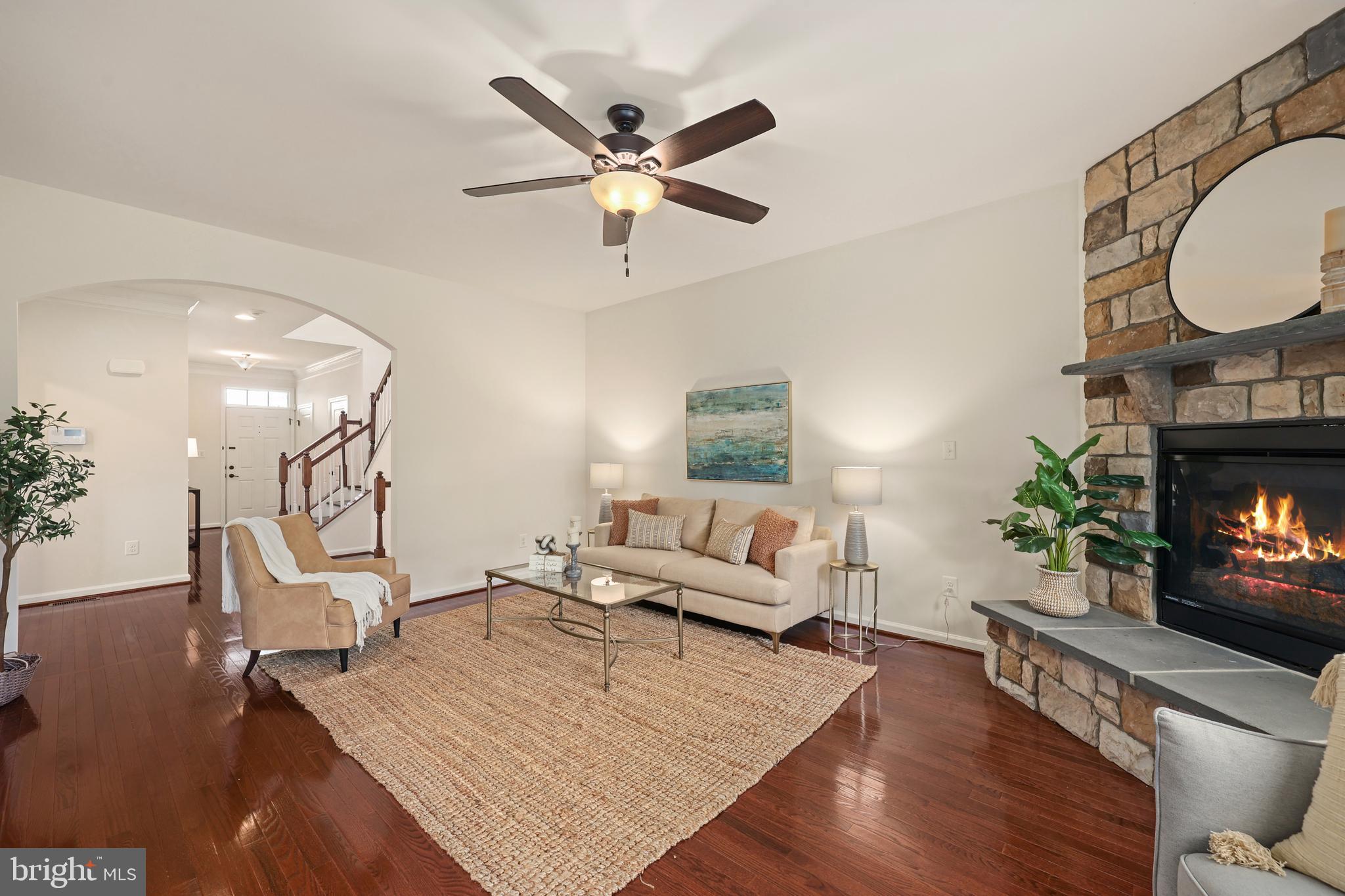 SEVEN HILLS - Residential