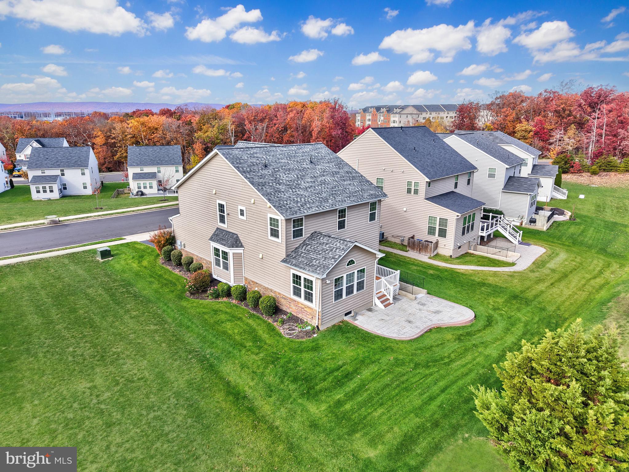 SEVEN HILLS - Residential