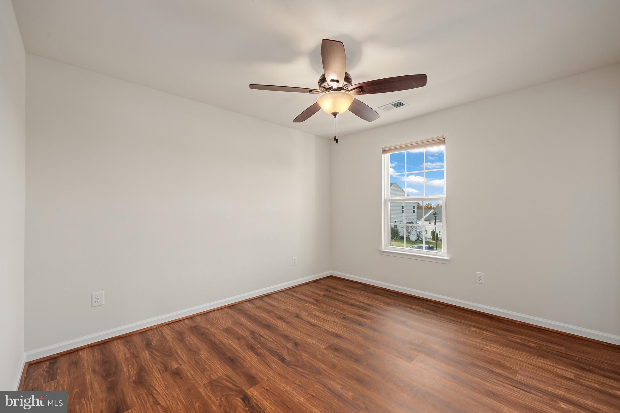 SEVEN HILLS - Residential