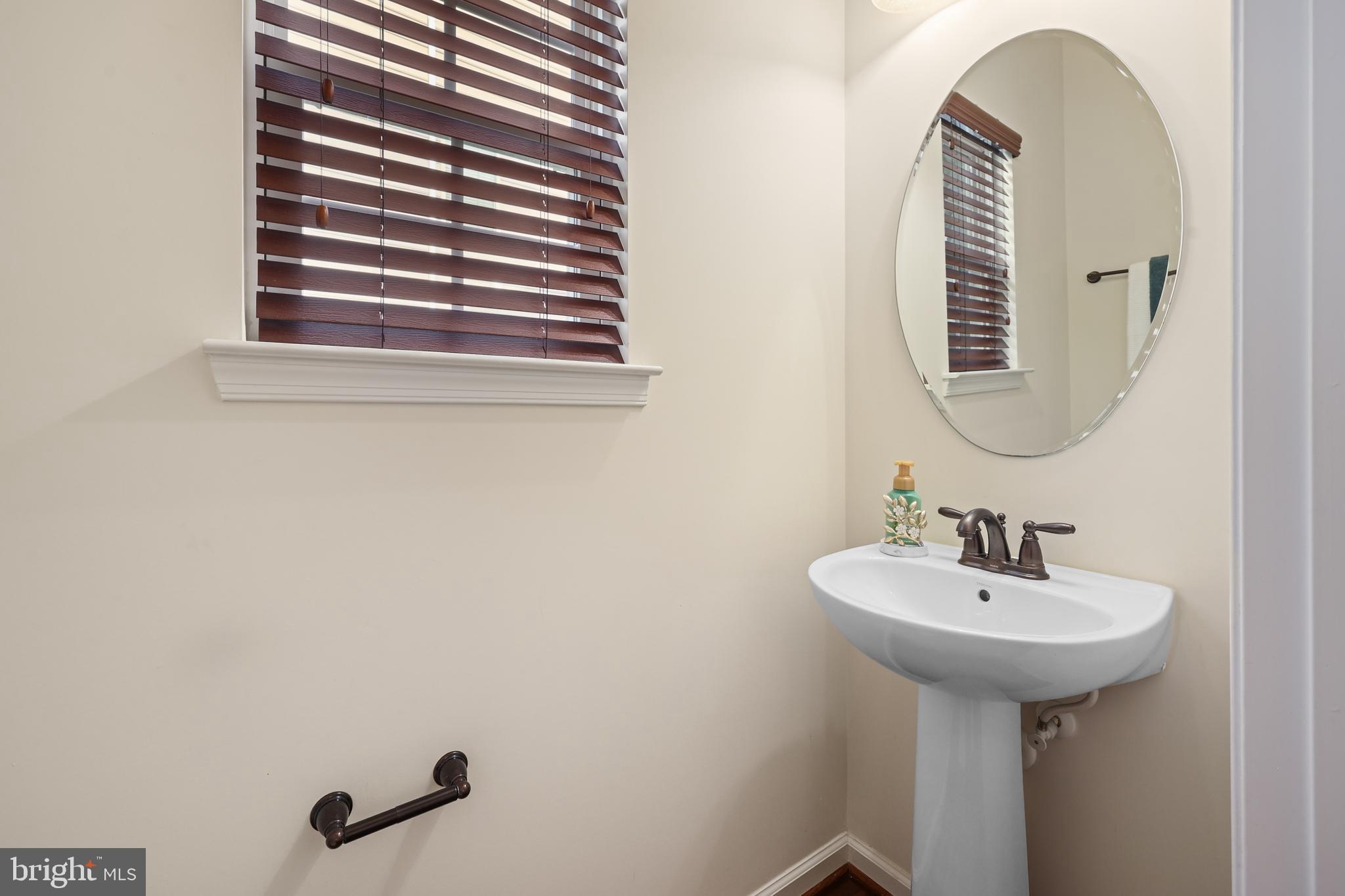 SEVEN HILLS - Residential