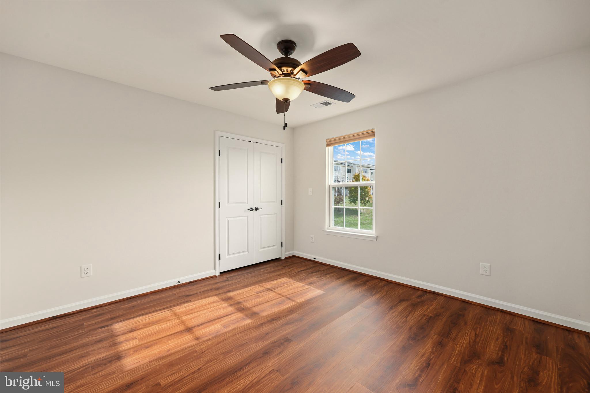 SEVEN HILLS - Residential