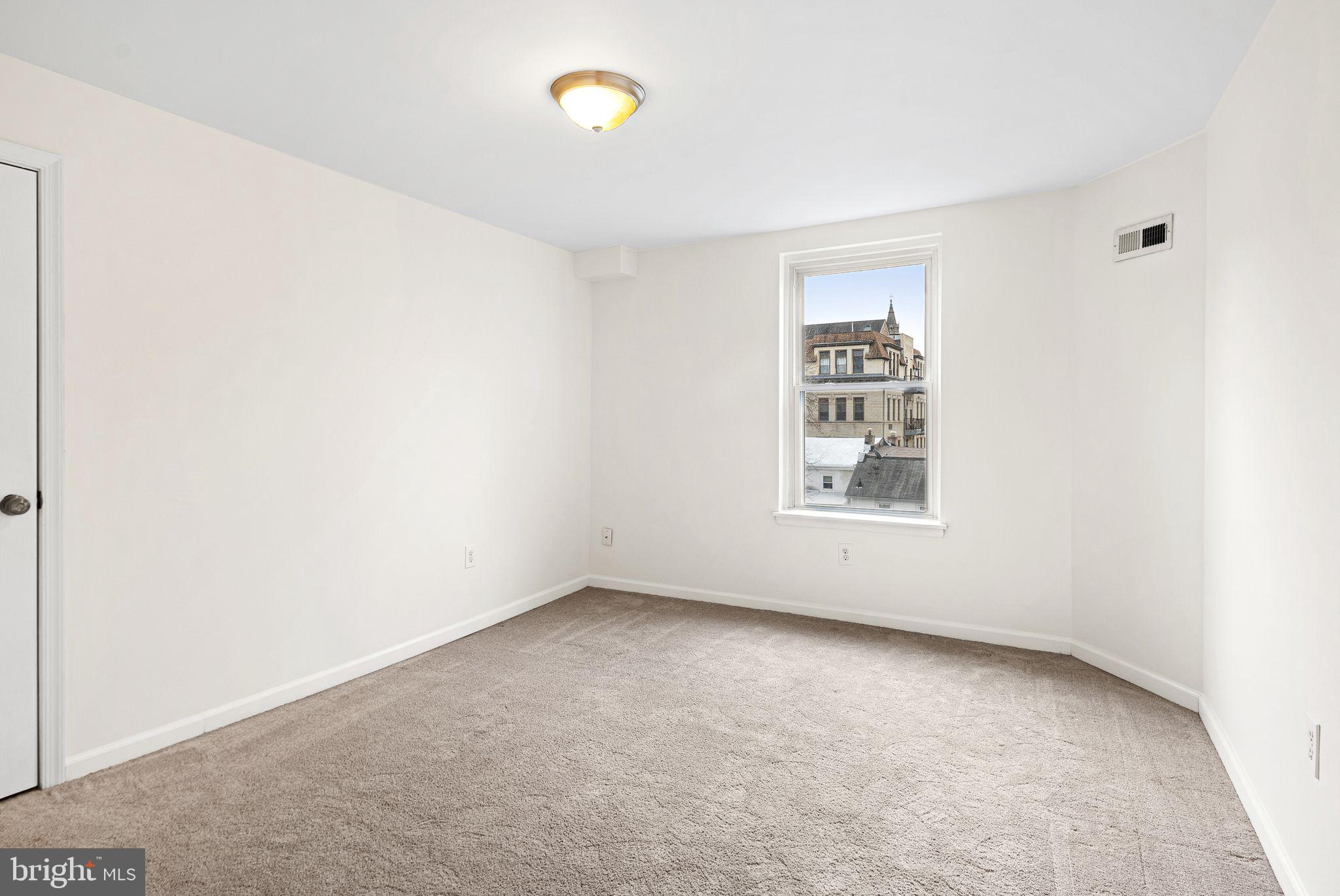 MANAYUNK - Residential