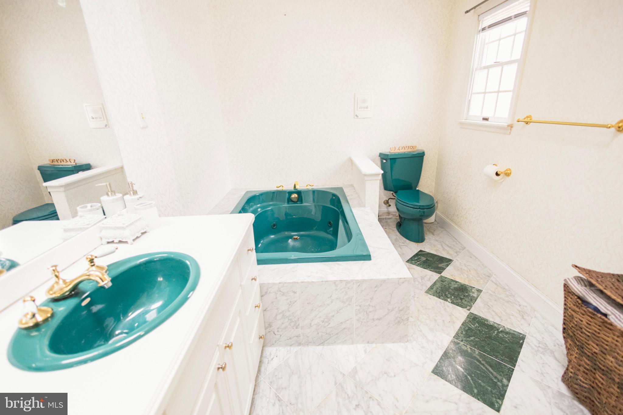 RED ROSE GATE - Residential