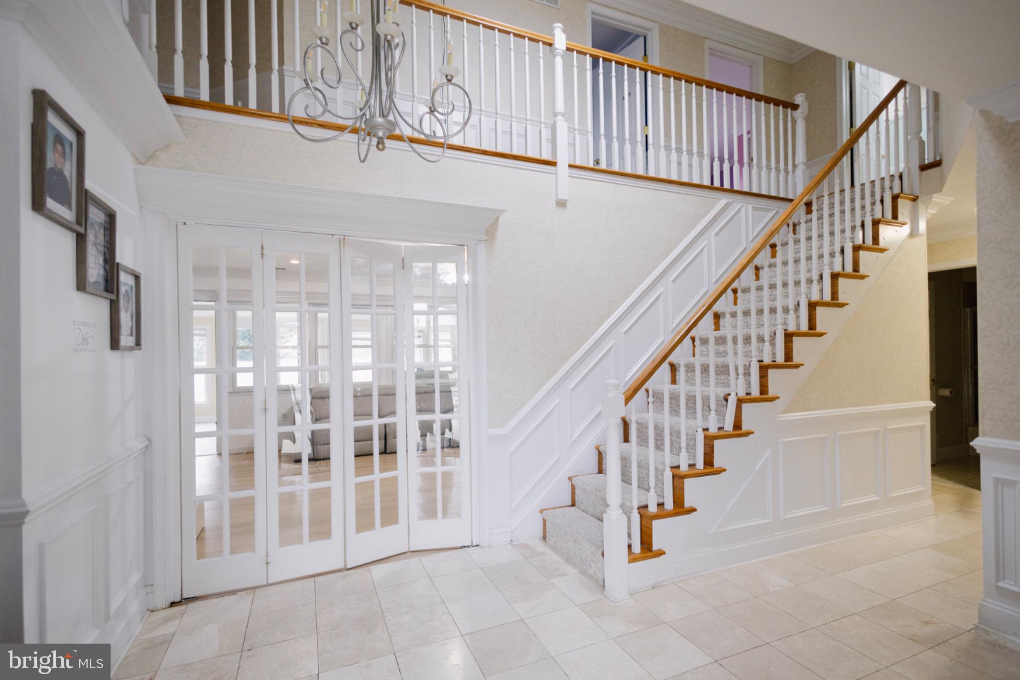 RED ROSE GATE - Residential