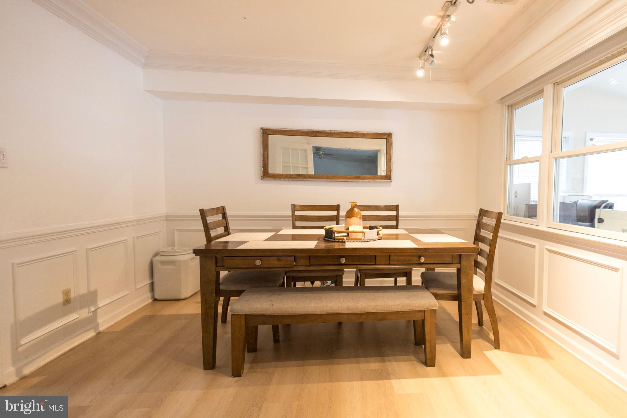 RED ROSE GATE - Residential