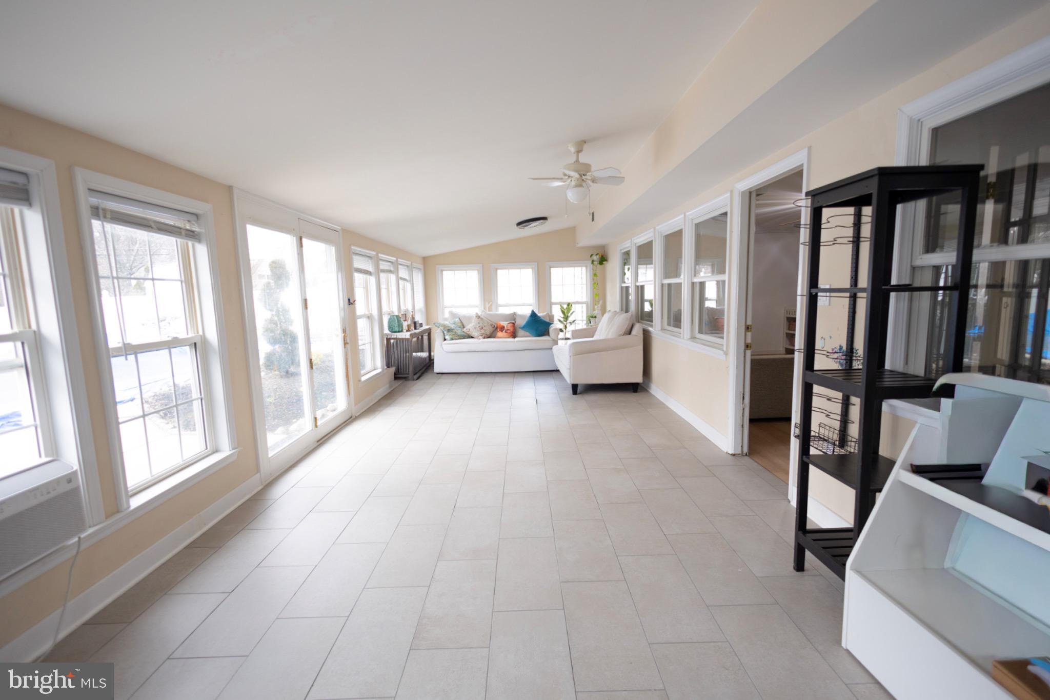 RED ROSE GATE - Residential