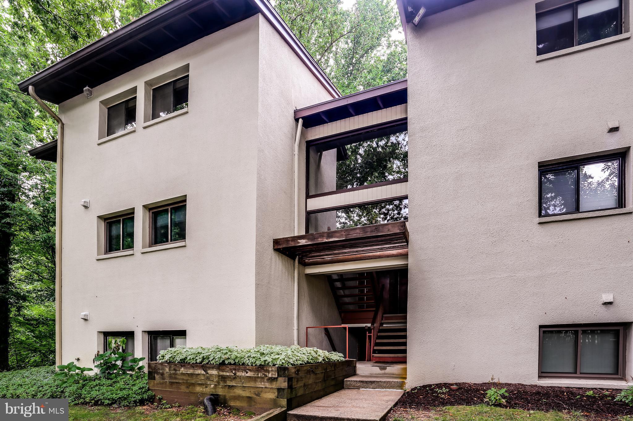 DEERING WOODS - Residential