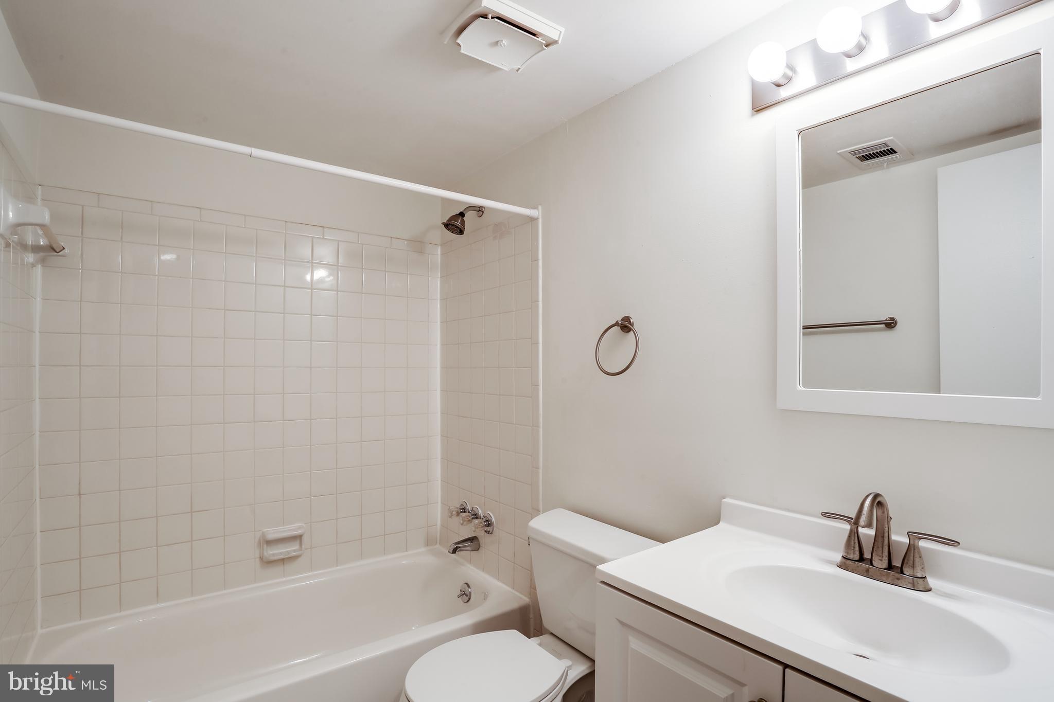 DEERING WOODS - Residential